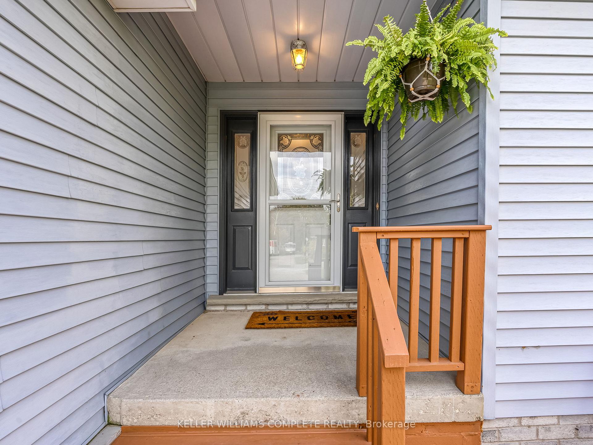 Photo 5 of 1472 Norfolk County 19 Road E, Norfolk, Bealton — HOMEH