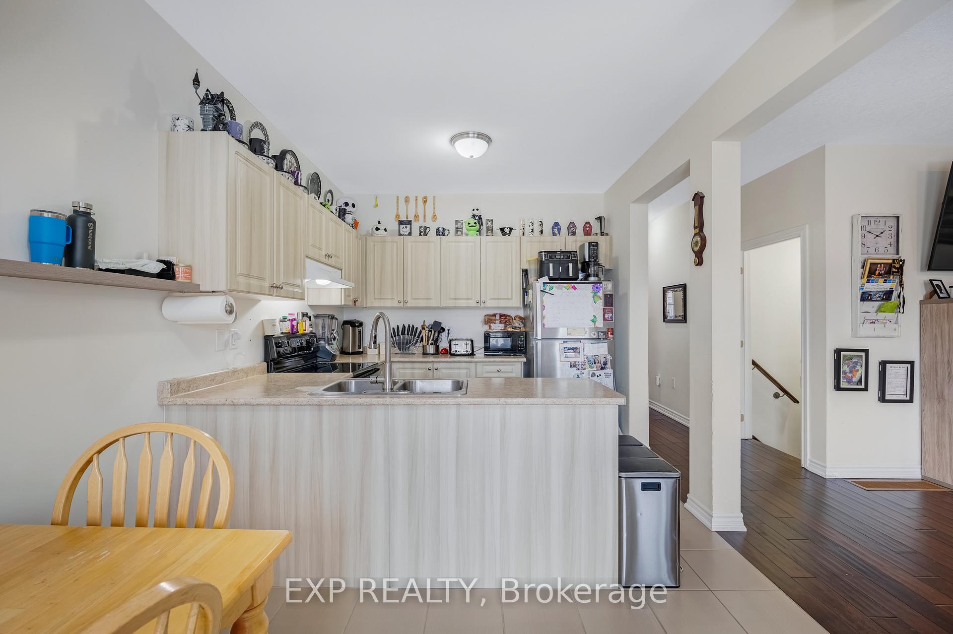 Photo 7 of 135 Isabella Drive, Orillia — HOMEH