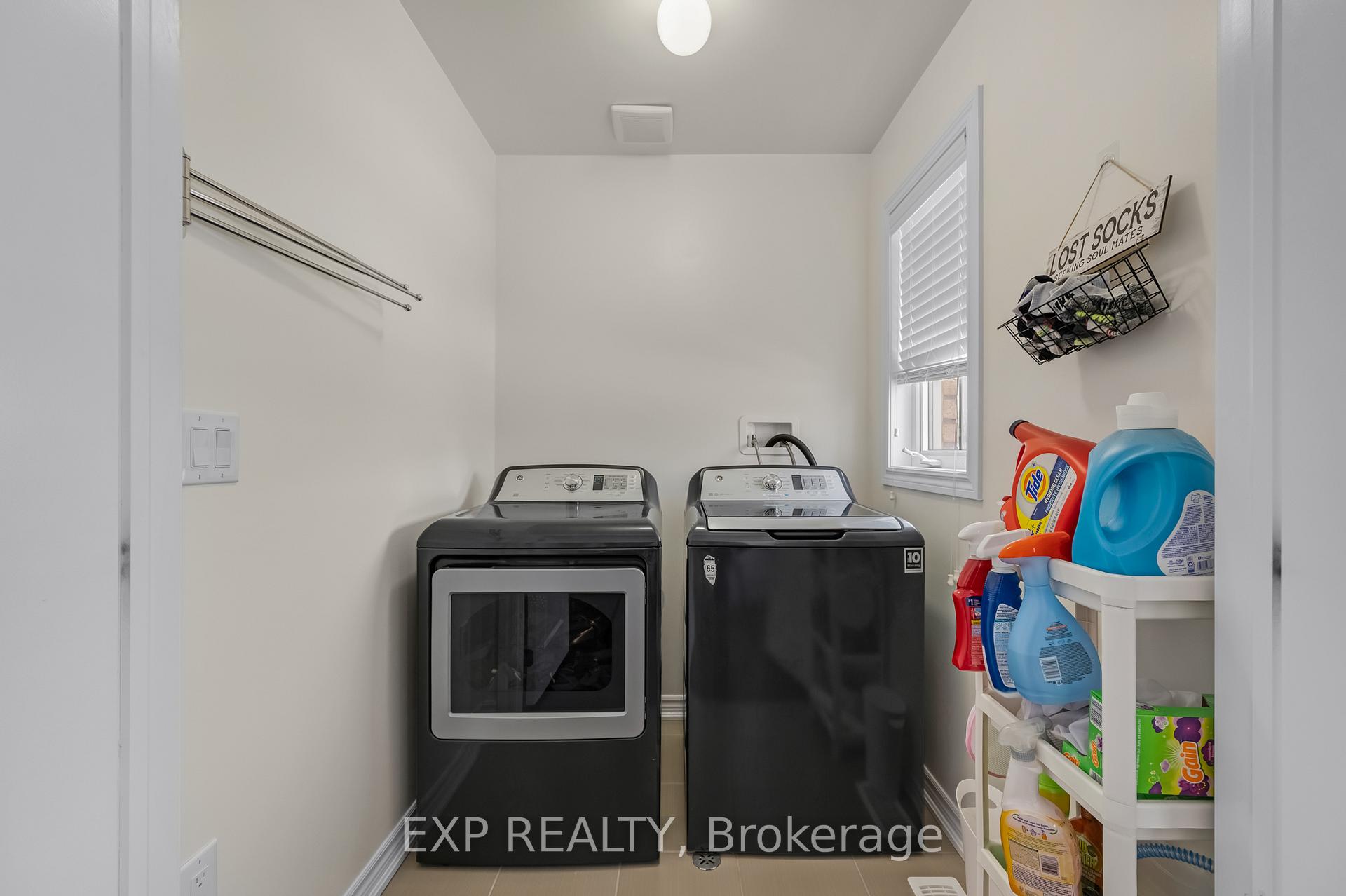 Photo 25 of 135 Isabella Drive, Orillia — HOMEH