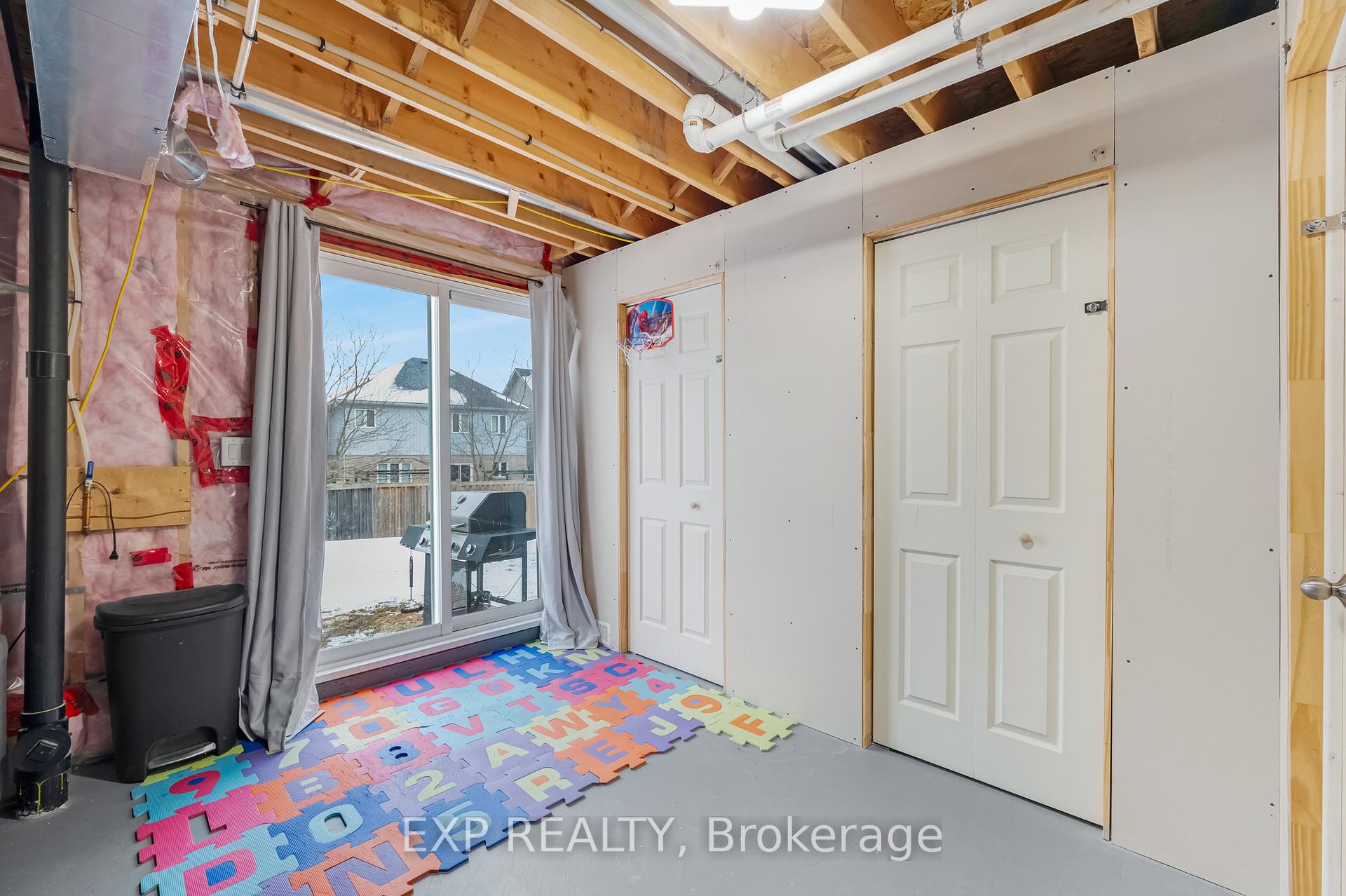 Photo 27 of 135 Isabella Drive, Orillia — HOMEH