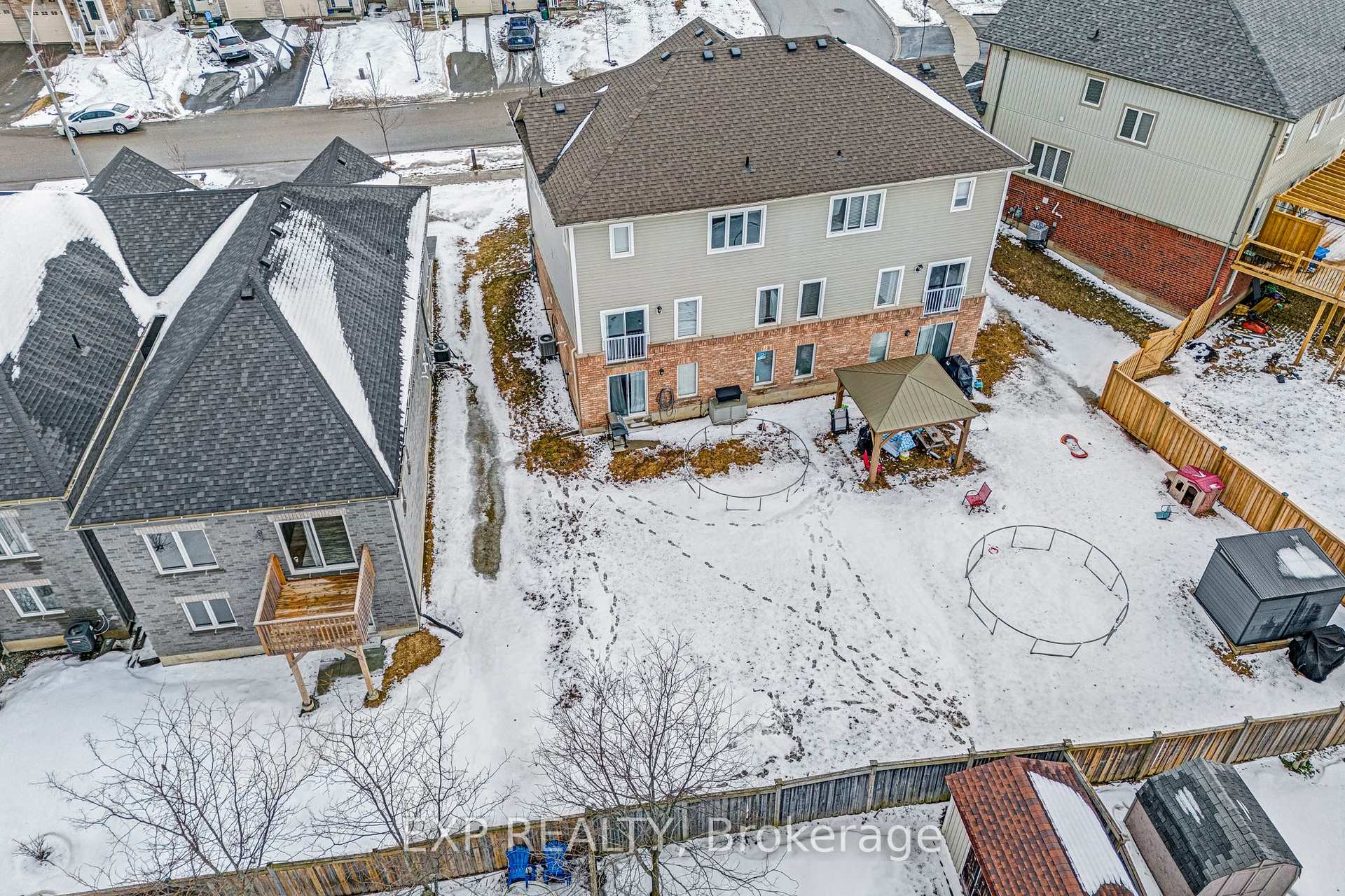 Photo 31 of 135 Isabella Drive, Orillia — HOMEH