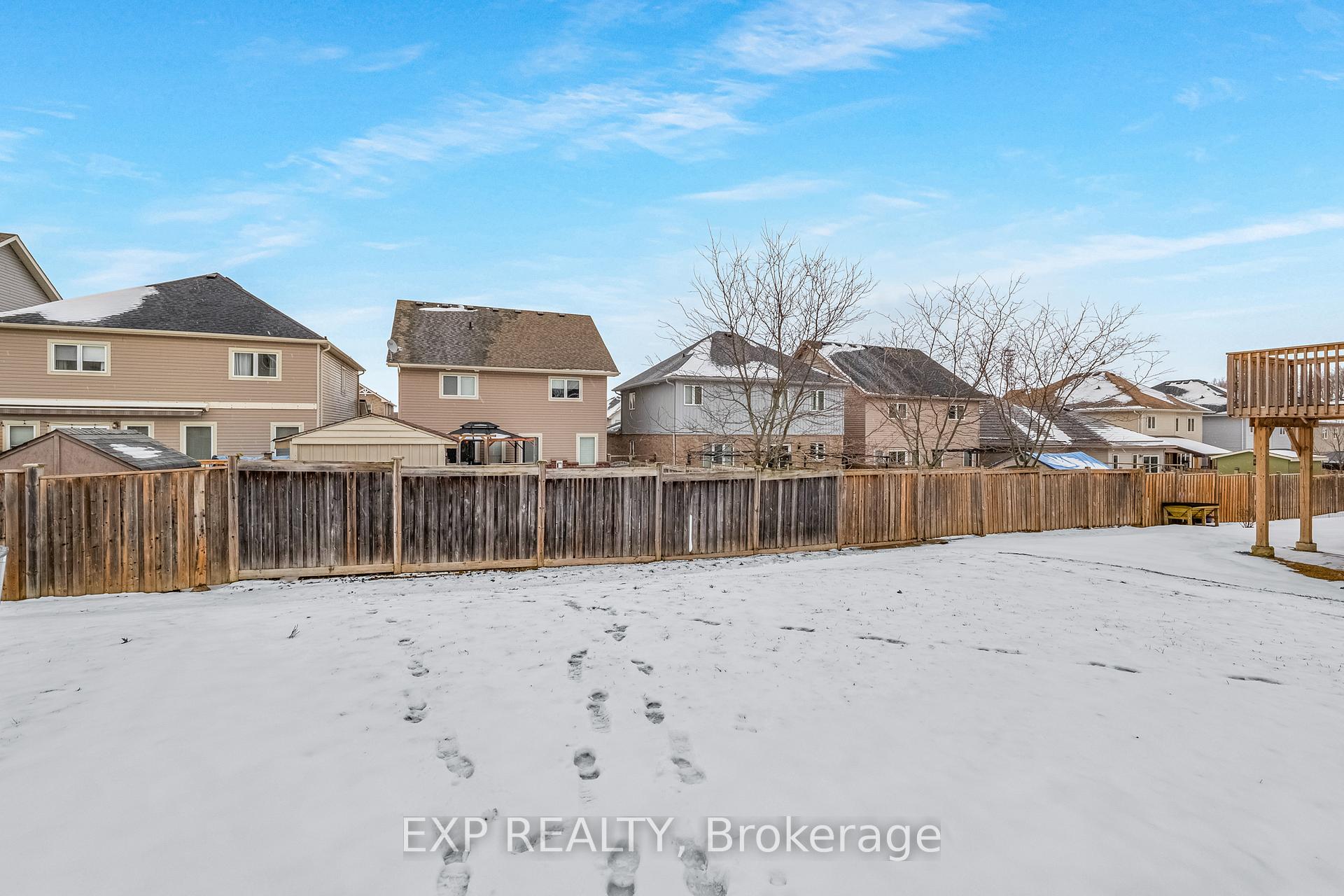 Photo 32 of 135 Isabella Drive, Orillia — HOMEH