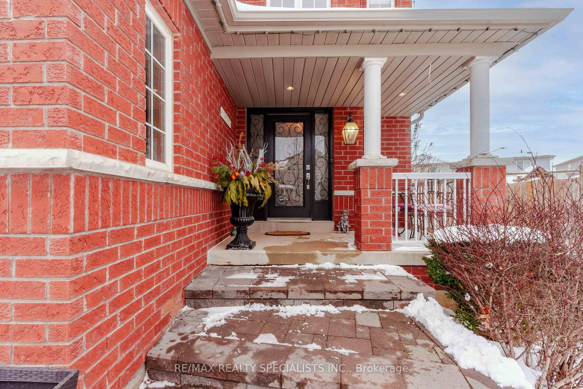 Photo 2 of 48 Warman Street, New Tecumseth, Alliston — HOMEH