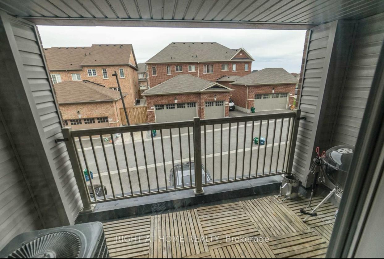 Photo 27 of 9461 Kennedy Road, Markham, Berczy — HOMEH