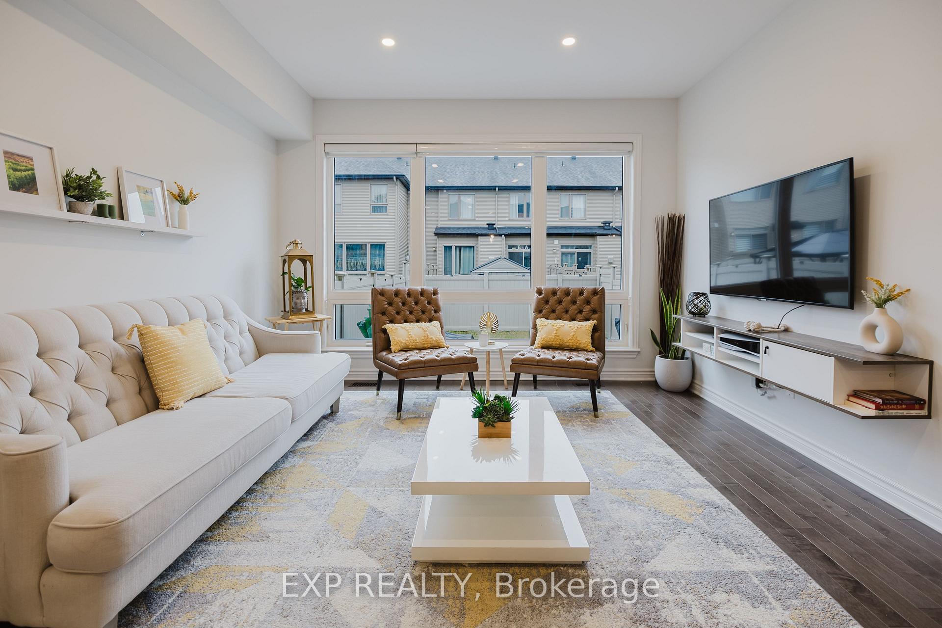 Photo 13 of 771 Cairn Crescent, Ottawa, Mer Bleue/Bradley Estates/Anderson Park — HOMEH