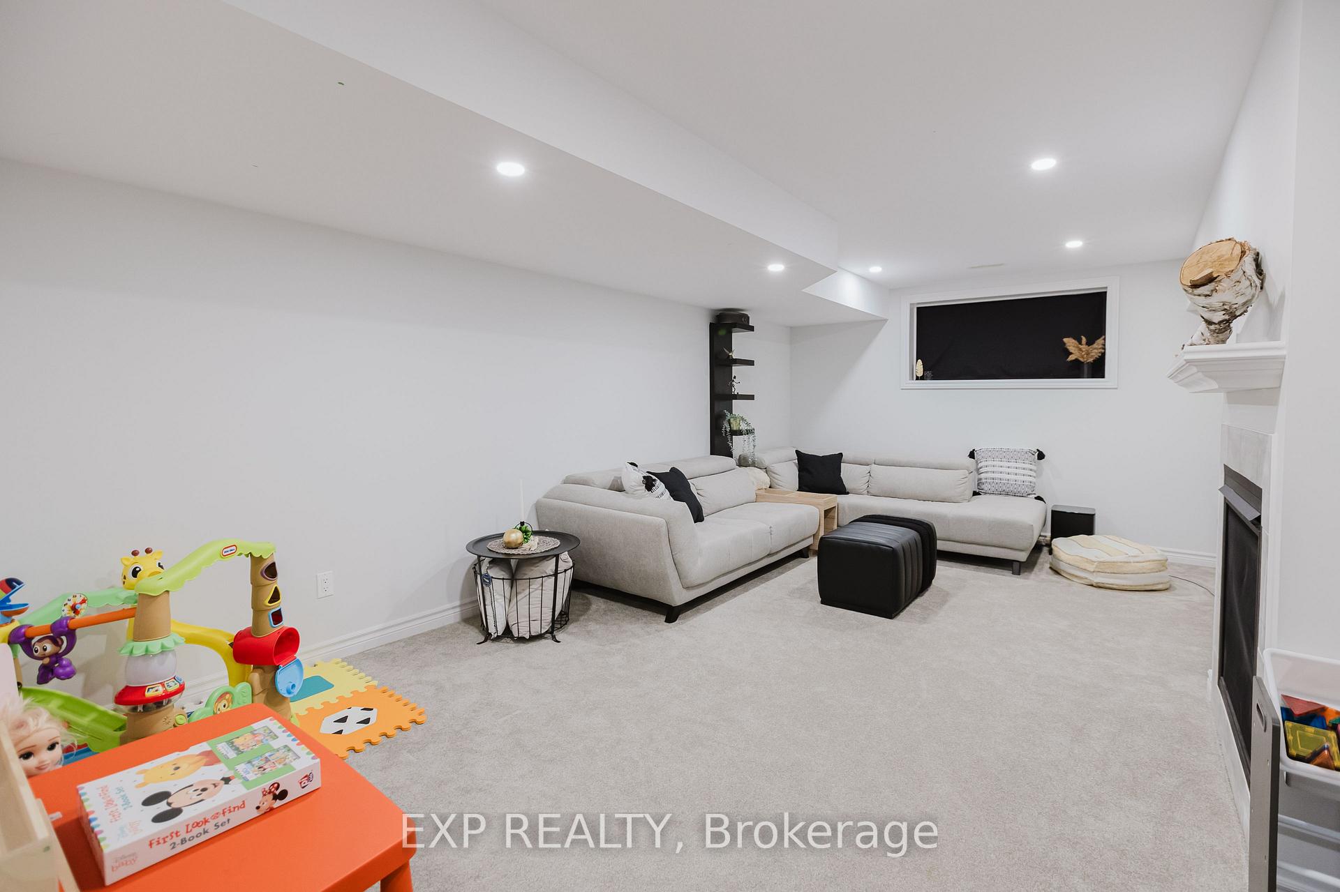 Photo 30 of 771 Cairn Crescent, Ottawa, Mer Bleue/Bradley Estates/Anderson Park — HOMEH