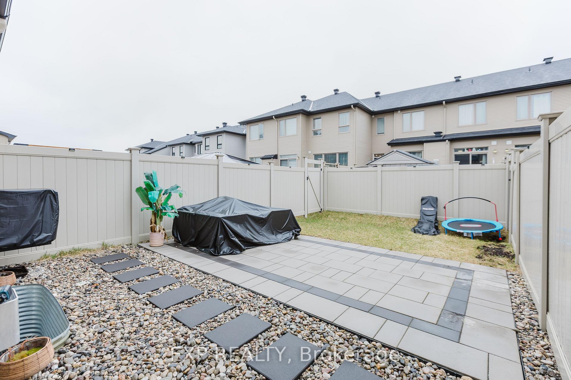Photo 32 of 771 Cairn Crescent, Ottawa, Mer Bleue/Bradley Estates/Anderson Park — HOMEH
