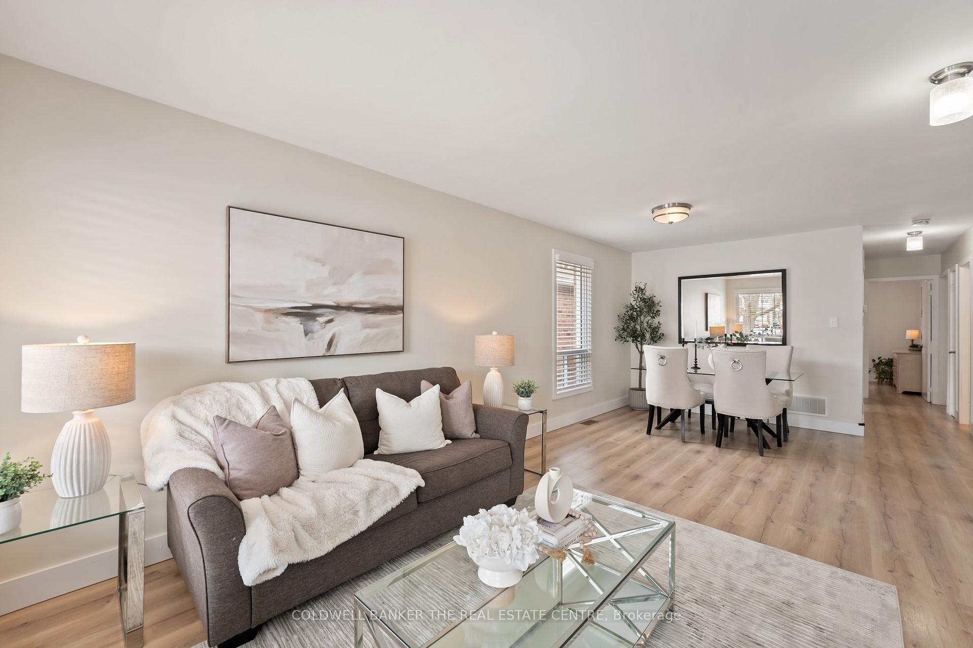 Photo 4 of 87 Kate Aitken Crescent, New Tecumseth, Beeton — HOMEH