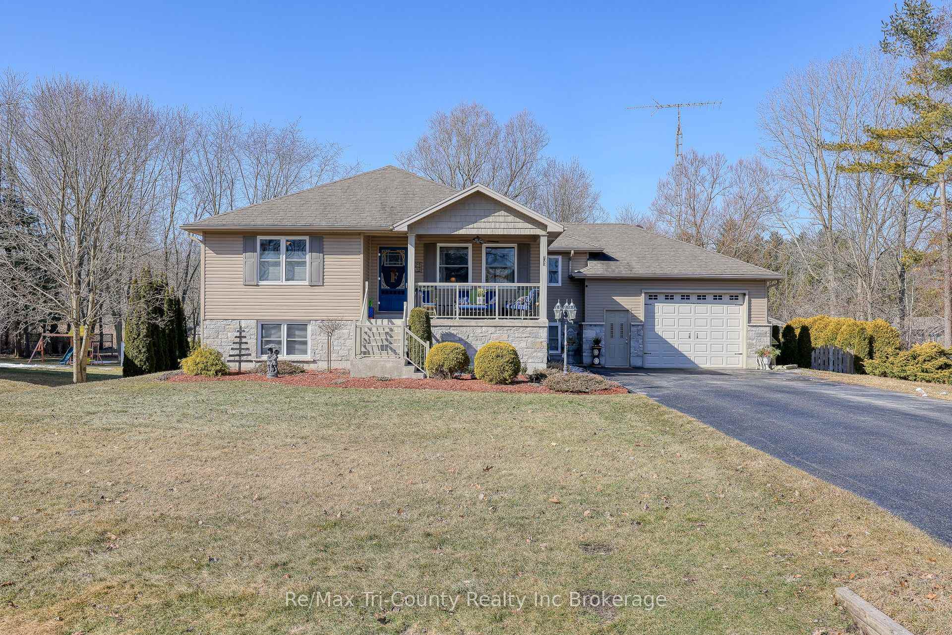 Photo 1 of 33 Willow Drive, Norfolk, Gilbertville — HOMEH