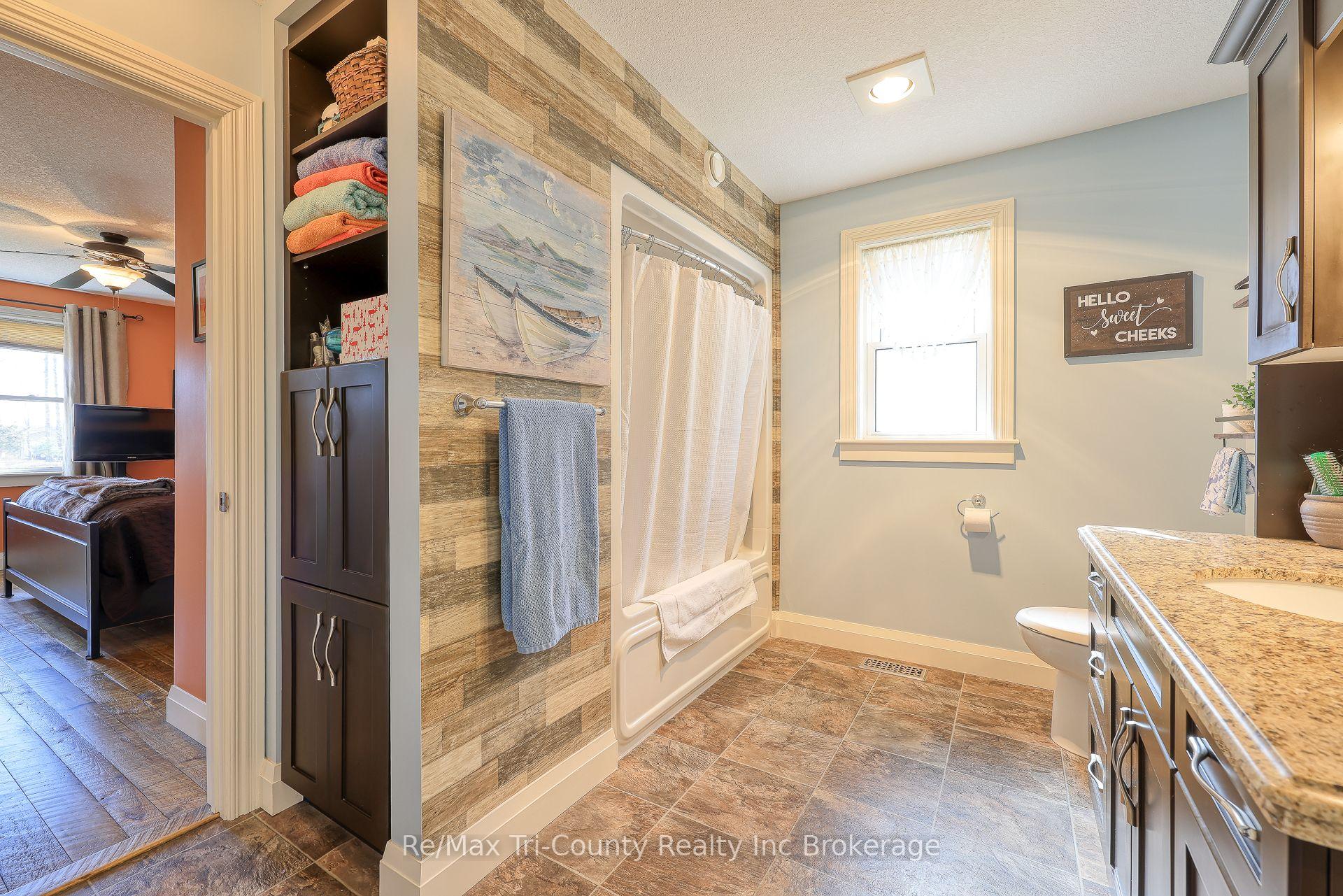 Photo 12 of 33 Willow Drive, Norfolk, Gilbertville — HOMEH