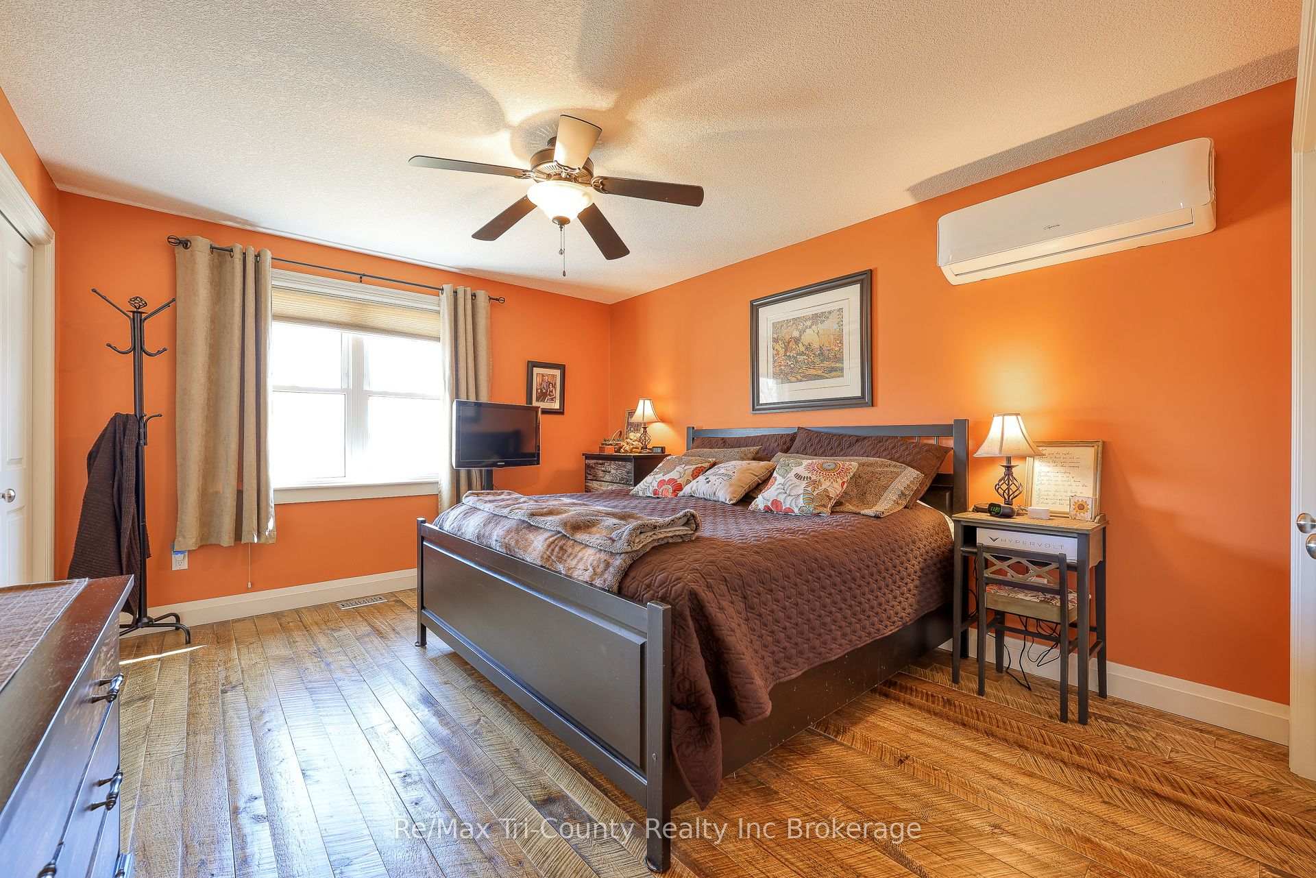 Photo 19 of 33 Willow Drive, Norfolk, Gilbertville — HOMEH