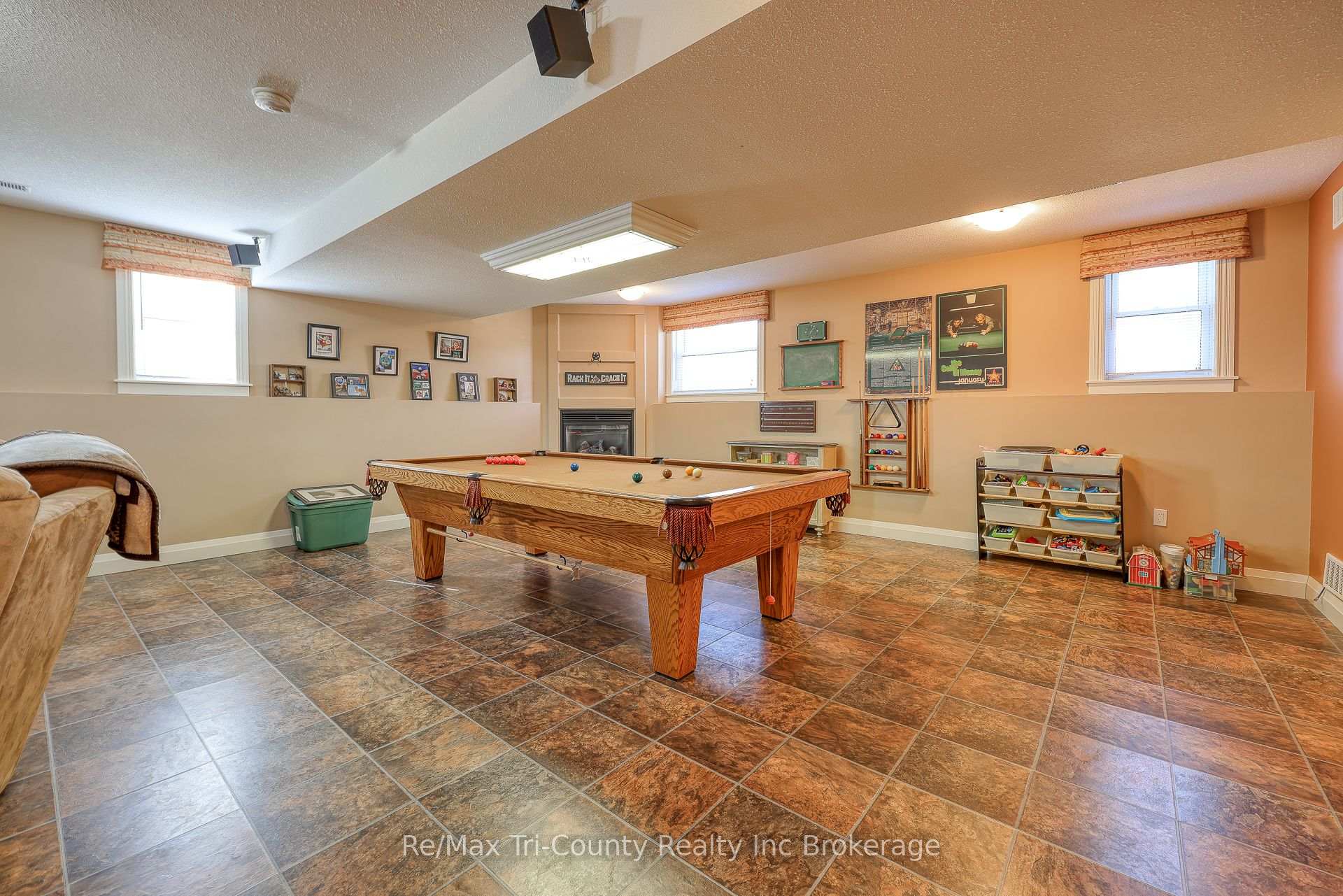 Photo 30 of 33 Willow Drive, Norfolk, Gilbertville — HOMEH
