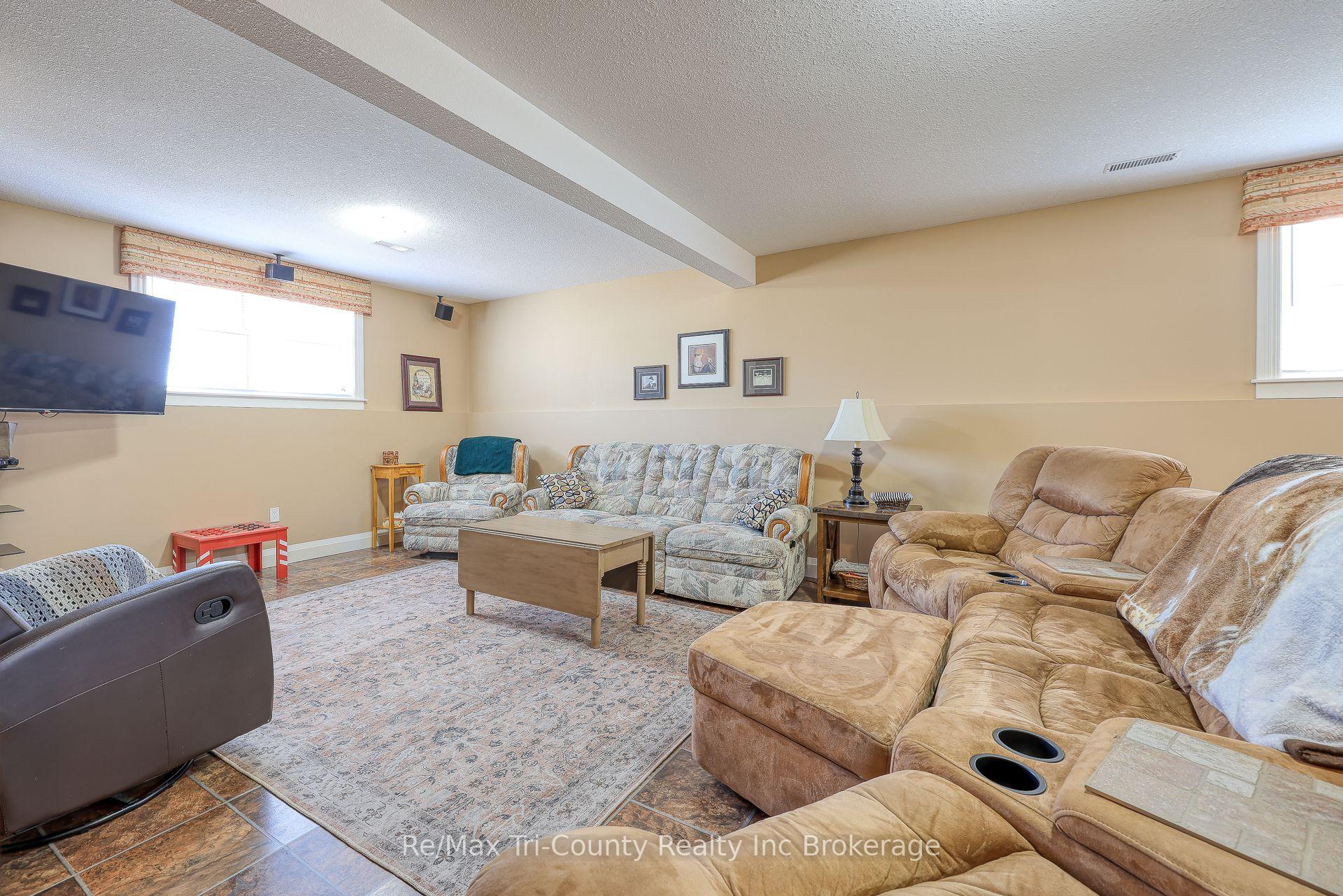 Photo 31 of 33 Willow Drive, Norfolk, Gilbertville — HOMEH
