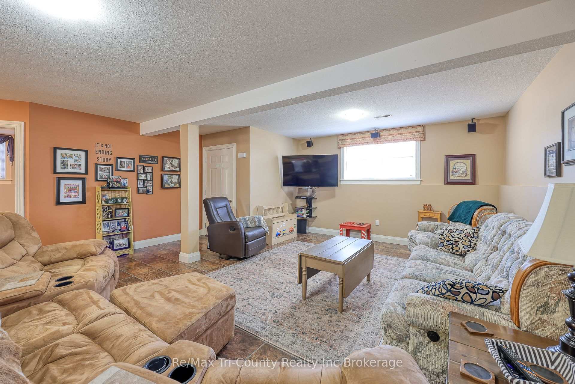 Photo 32 of 33 Willow Drive, Norfolk, Gilbertville — HOMEH