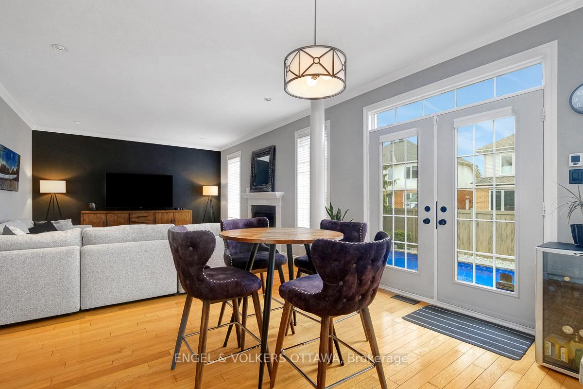 Photo 14 of 2027 Silver Pines Crescent, Ottawa, Chapel Hill South - Orleans Village — HOMEH