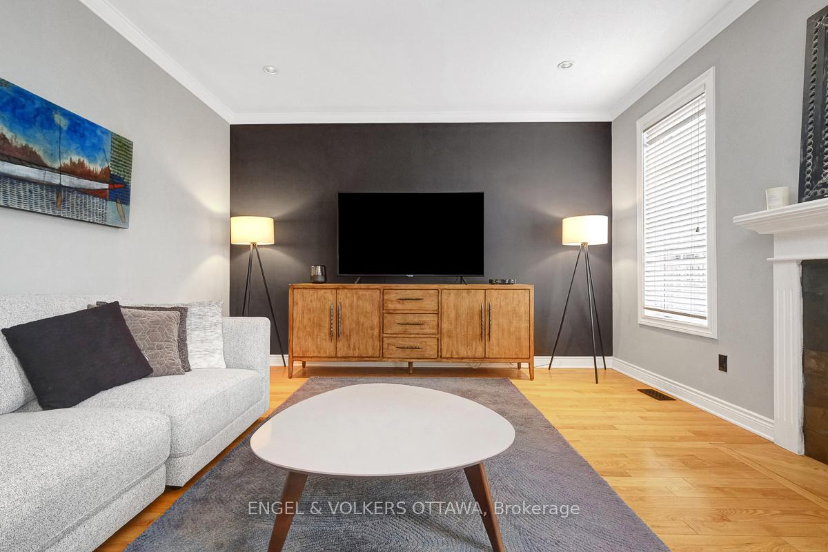 Photo 22 of 2027 Silver Pines Crescent, Ottawa, Chapel Hill South - Orleans Village — HOMEH