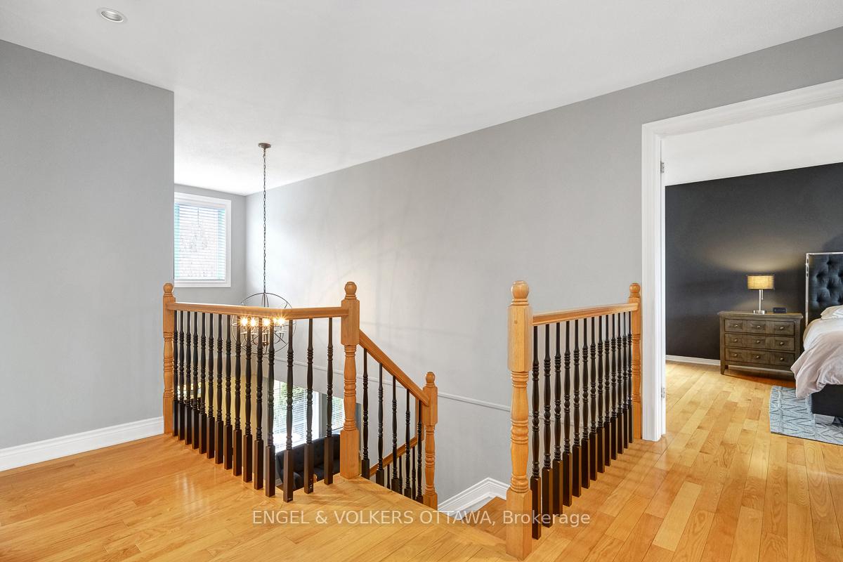 Photo 23 of 2027 Silver Pines Crescent, Ottawa, Chapel Hill South - Orleans Village — HOMEH