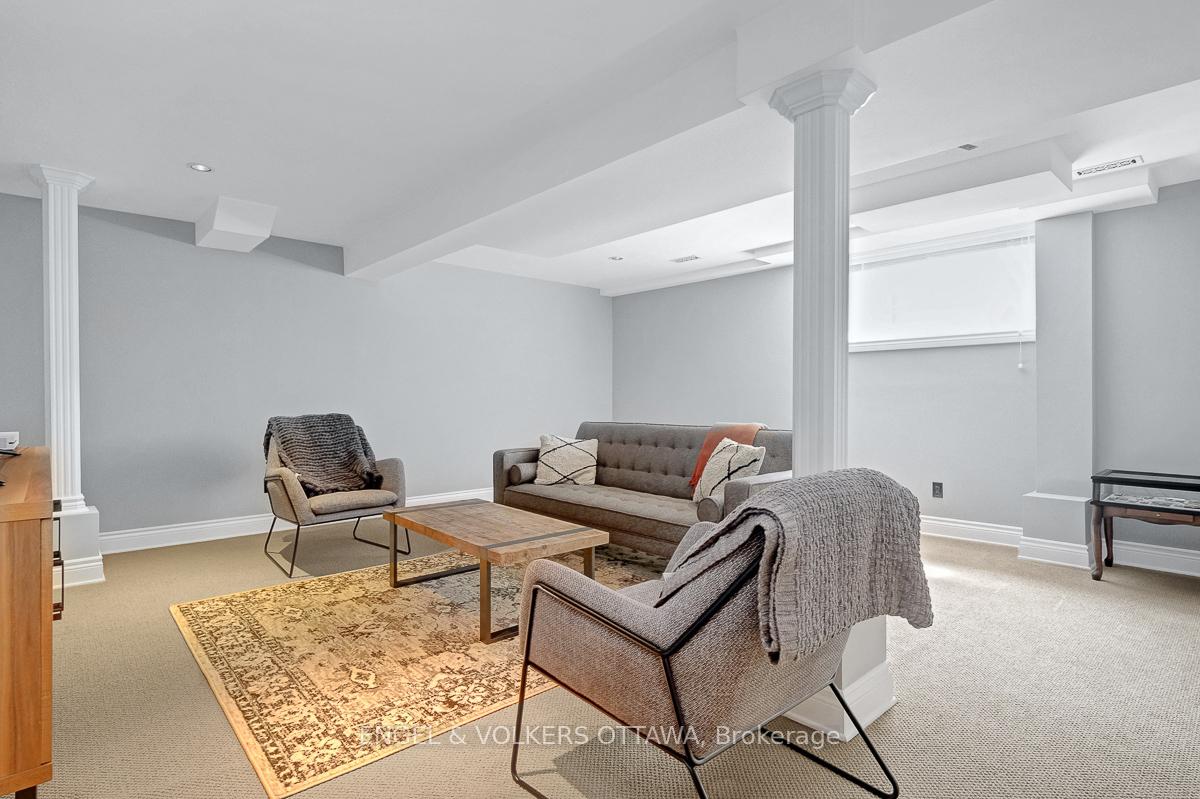 Photo 33 of 2027 Silver Pines Crescent, Ottawa, Chapel Hill South - Orleans Village — HOMEH