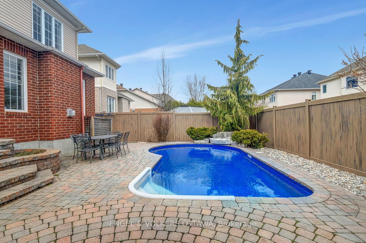 Photo 38 of 2027 Silver Pines Crescent, Ottawa, Chapel Hill South - Orleans Village — HOMEH