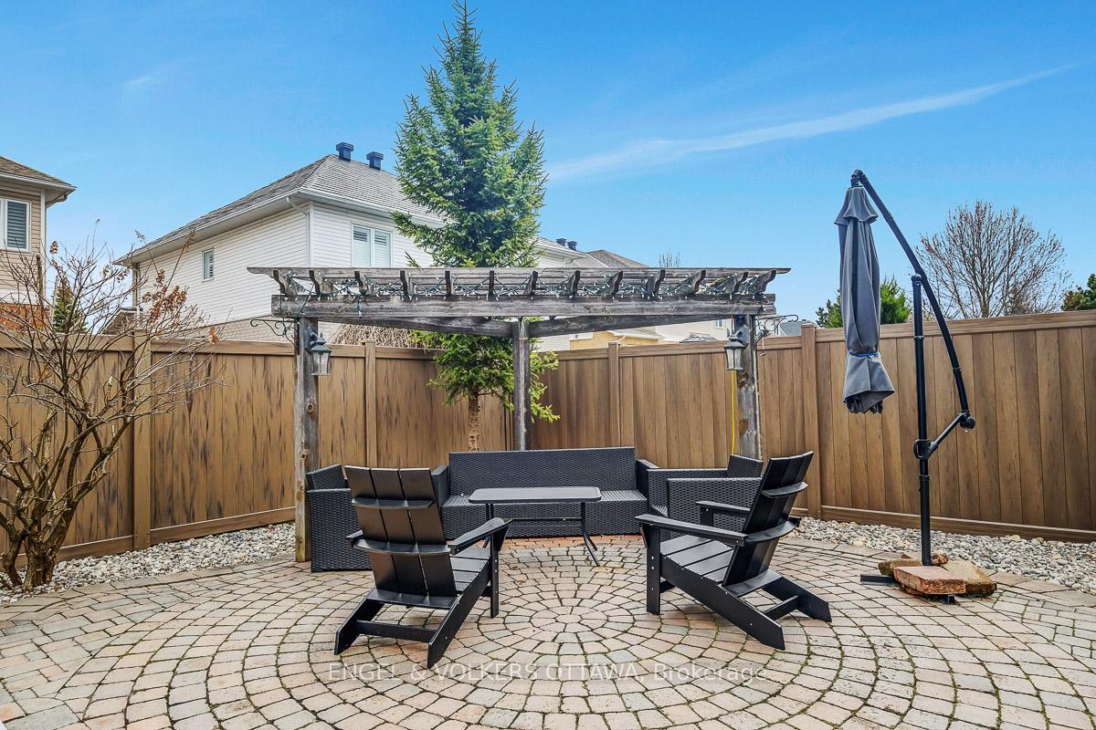 Photo 40 of 2027 Silver Pines Crescent, Ottawa, Chapel Hill South - Orleans Village — HOMEH