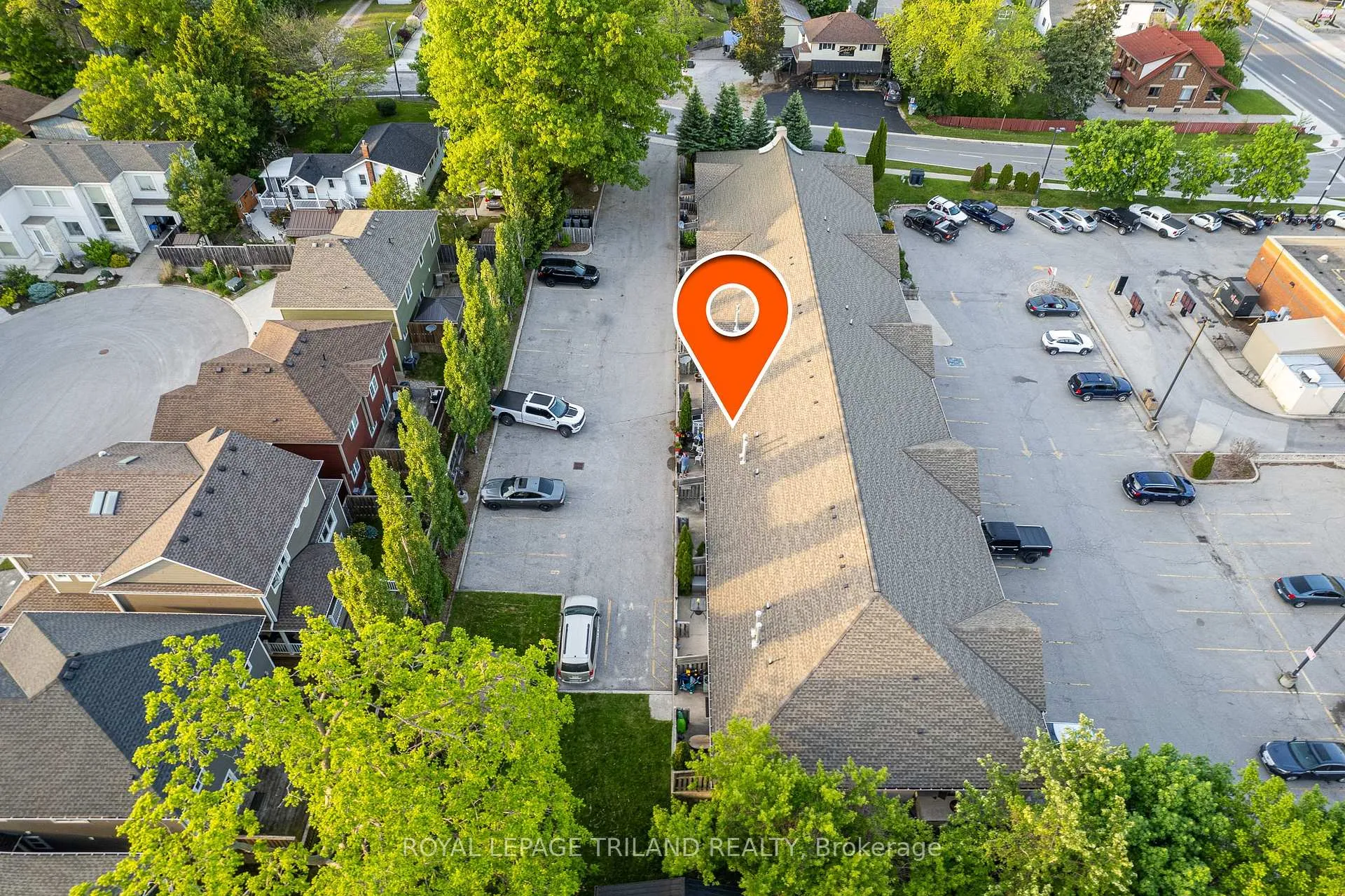 Photo 7 of Unit 7, 8 Oak Street, Lambton Shores, Grand Bend — HOMEH