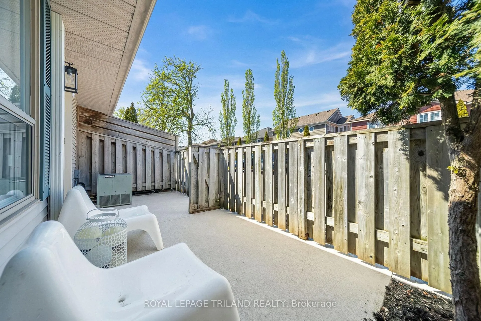 Photo 12 of Unit 7, 8 Oak Street, Lambton Shores, Grand Bend — HOMEH