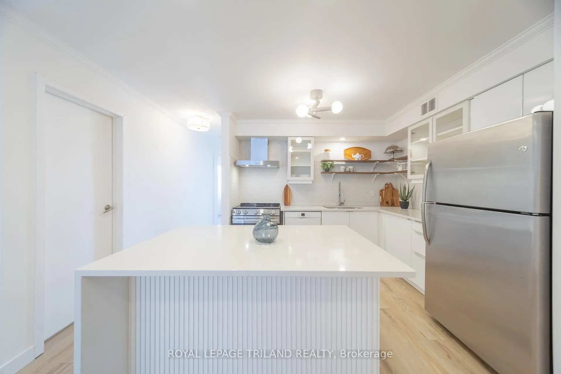 Photo 28 of Unit 7, 8 Oak Street, Lambton Shores, Grand Bend — HOMEH