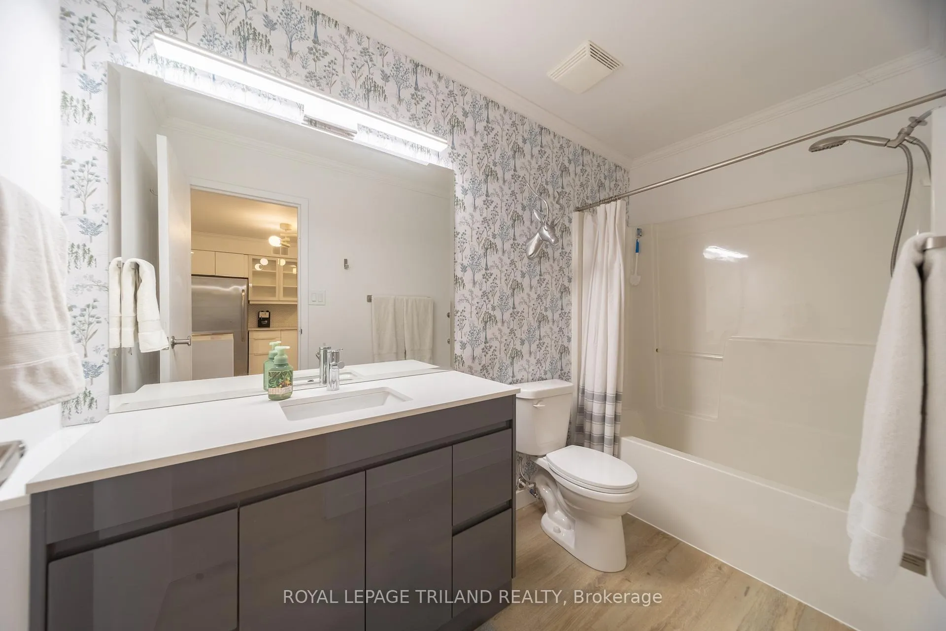 Photo 34 of Unit 7, 8 Oak Street, Lambton Shores, Grand Bend — HOMEH