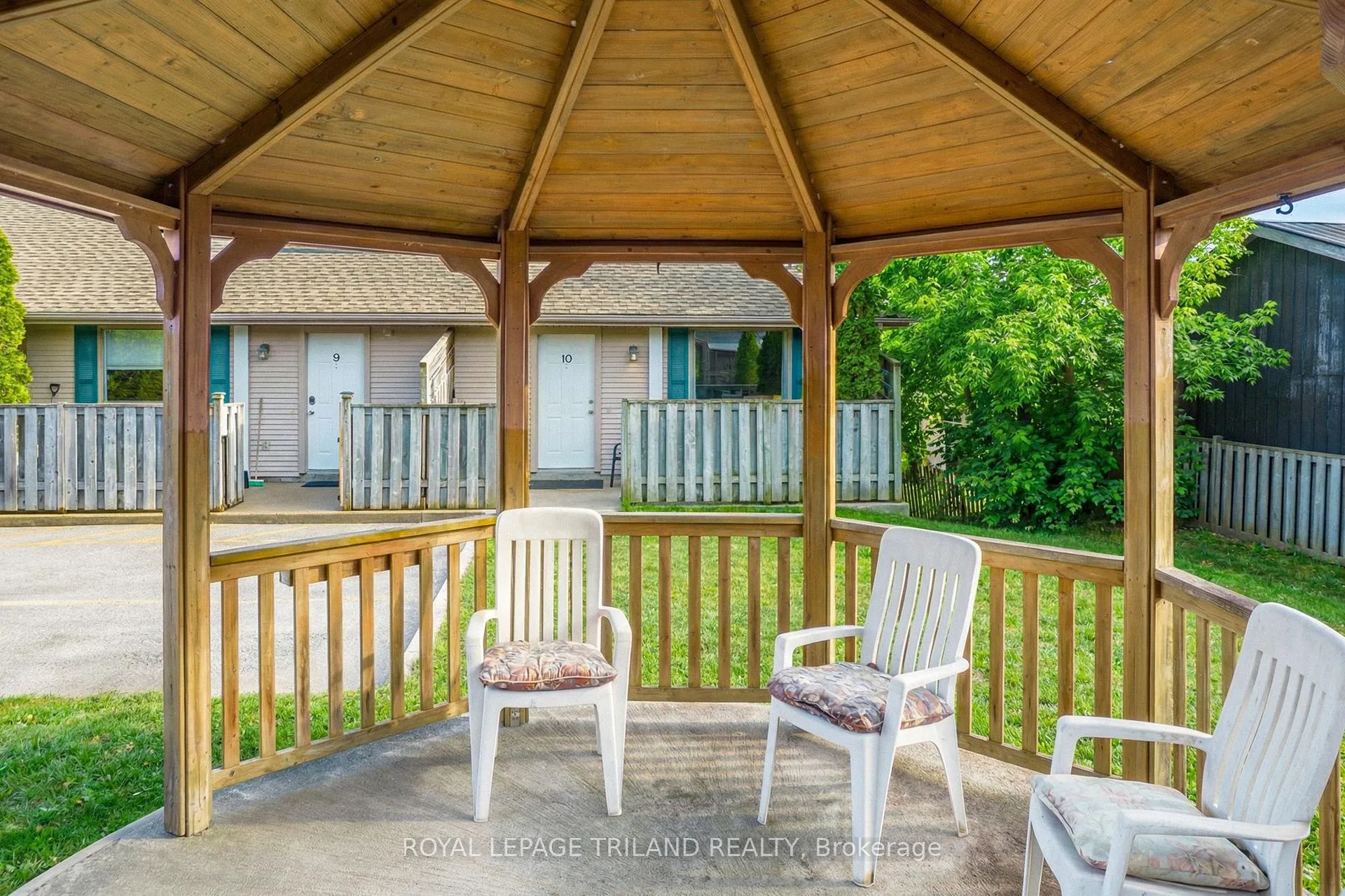 Photo 46 of Unit 7, 8 Oak Street, Lambton Shores, Grand Bend — HOMEH