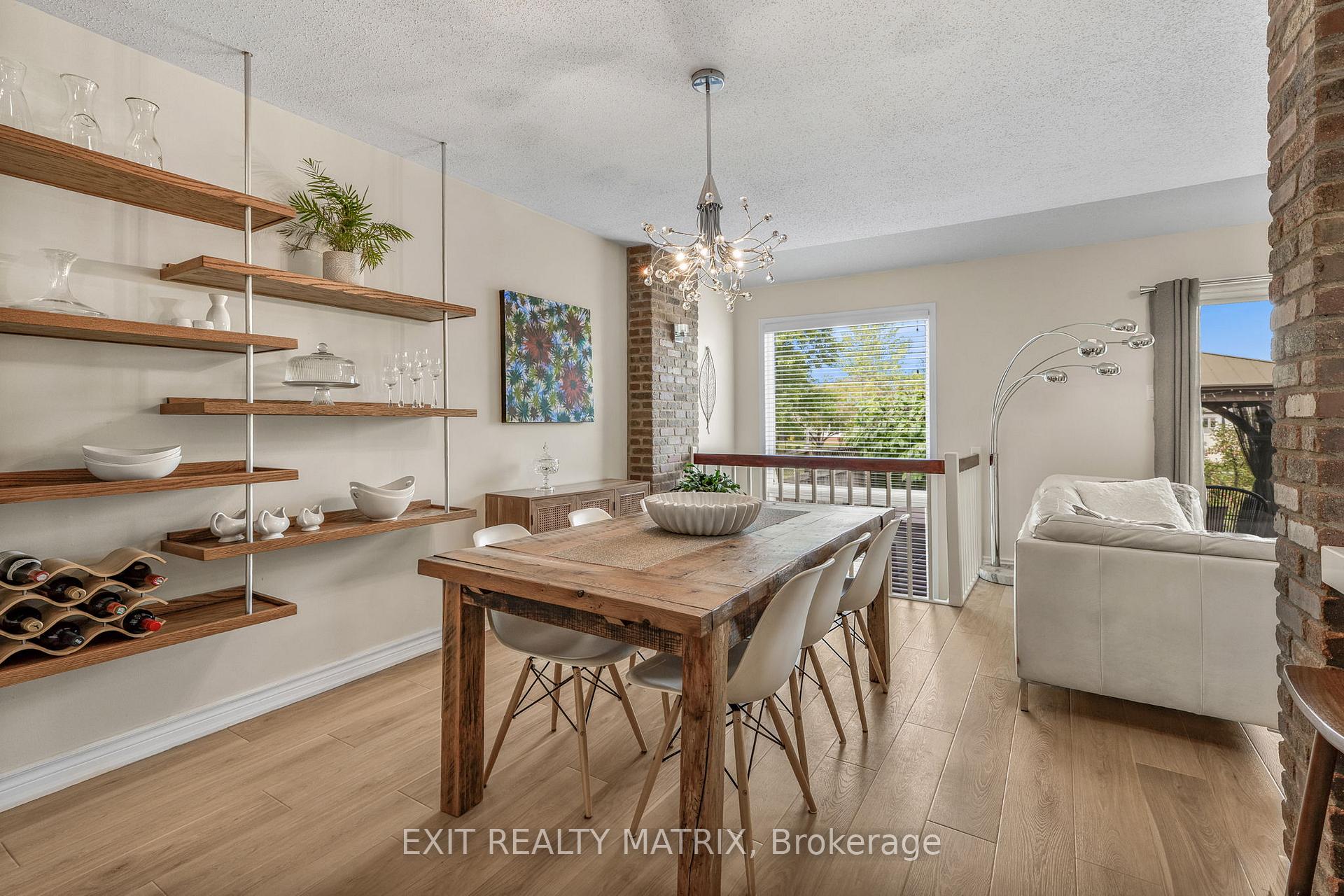Photo 7 of 1503 Briarfield Crescent, Ottawa, Fallingbrook/Ridgemount — HOMEH