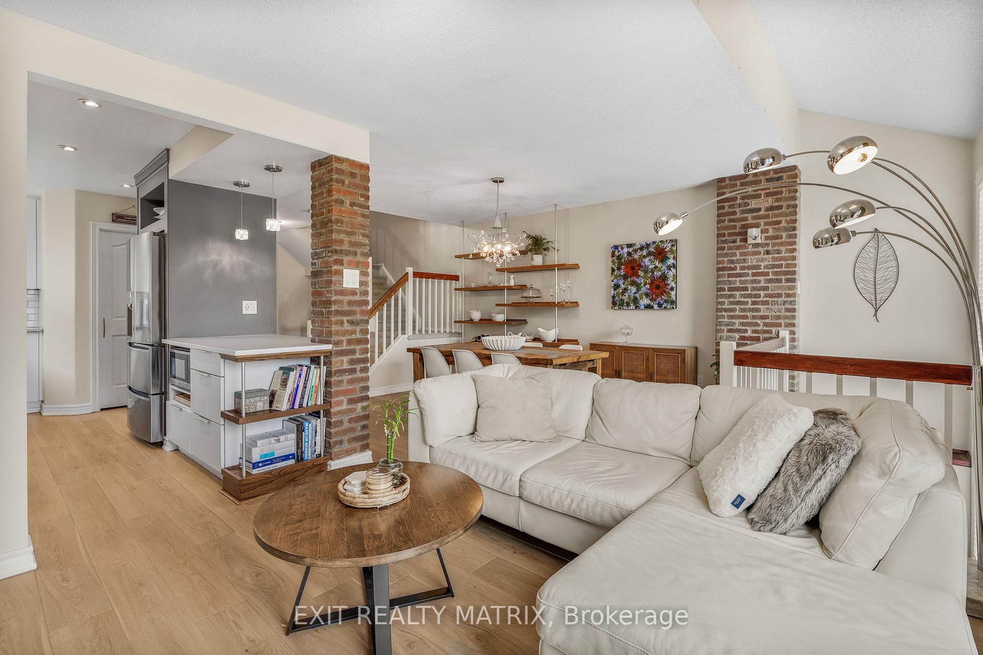 Photo 12 of 1503 Briarfield Crescent, Ottawa, Fallingbrook/Ridgemount — HOMEH