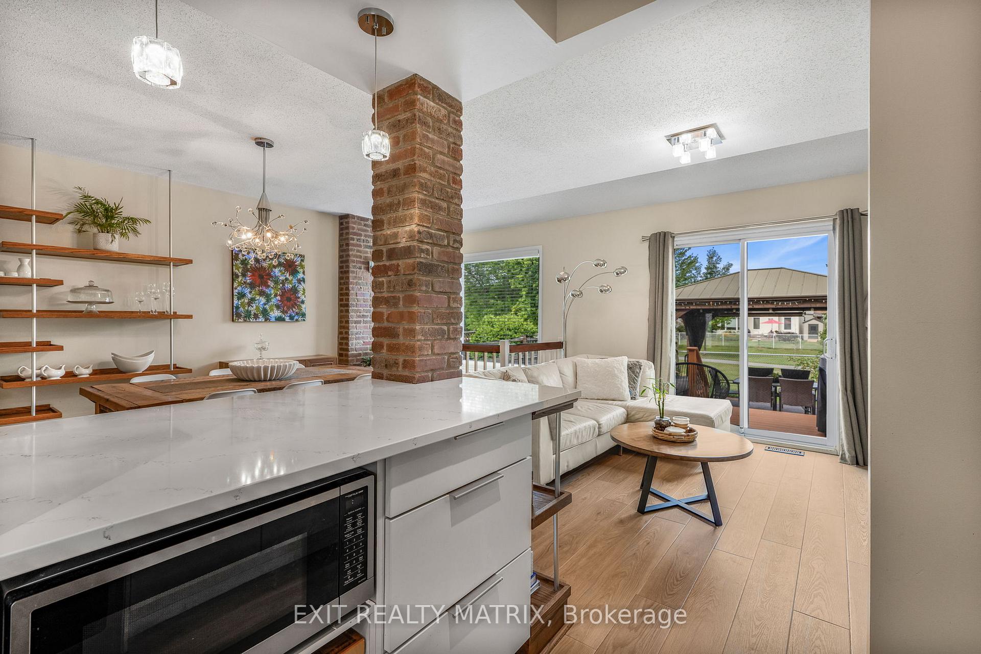 Photo 15 of 1503 Briarfield Crescent, Ottawa, Fallingbrook/Ridgemount — HOMEH