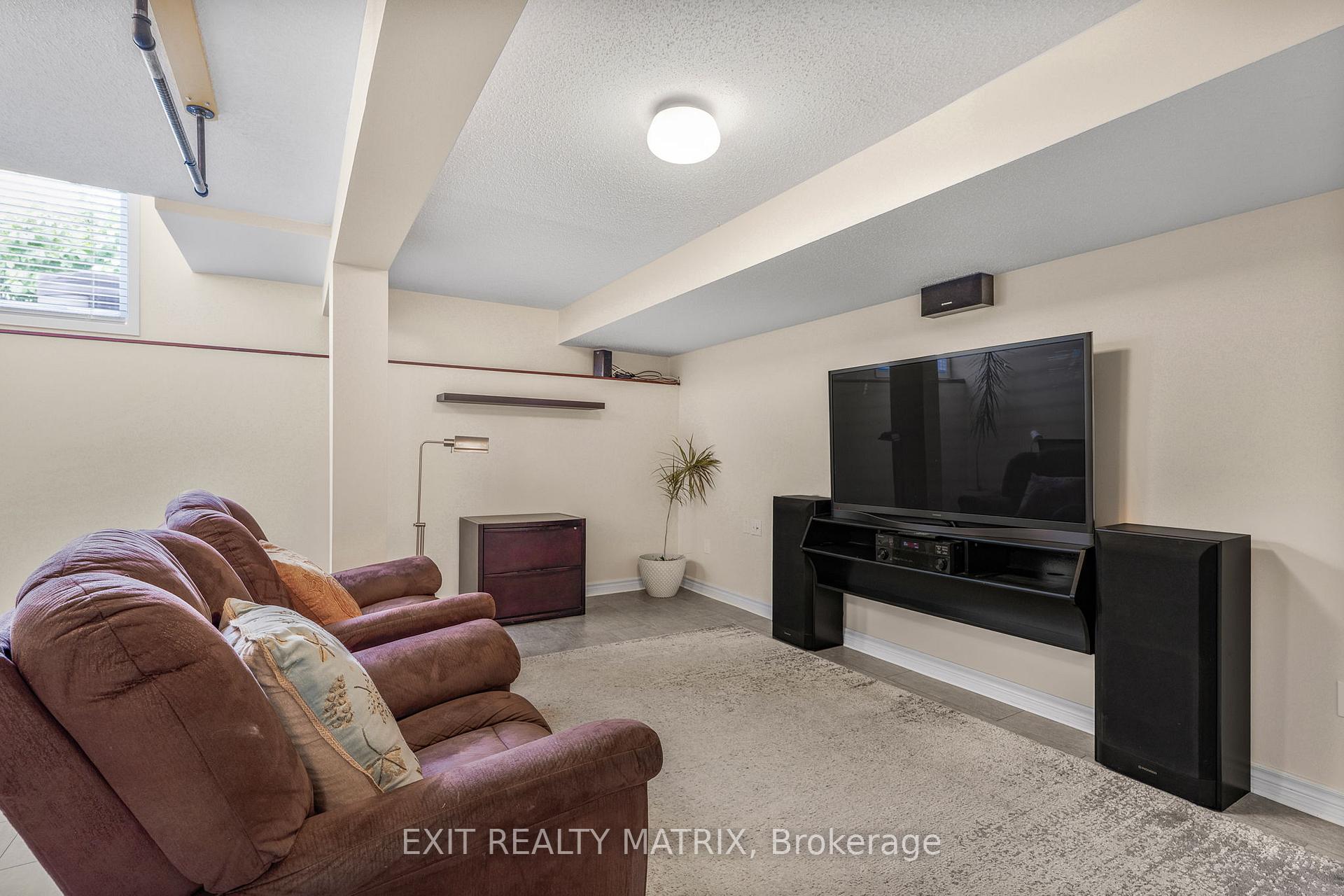 Photo 25 of 1503 Briarfield Crescent, Ottawa, Fallingbrook/Ridgemount — HOMEH