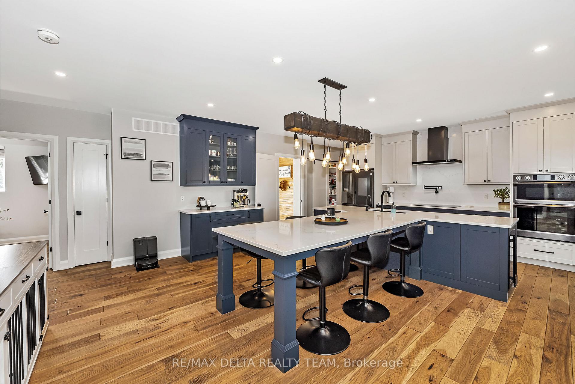 Photo 9 of 4645 Mcneely Rd, Ottawa, Sarsfield/Bearbrook — HOMEH