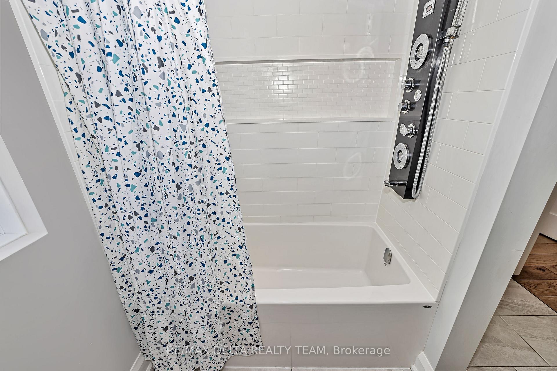 Photo 24 of 4645 Mcneely Rd, Ottawa, Sarsfield/Bearbrook — HOMEH