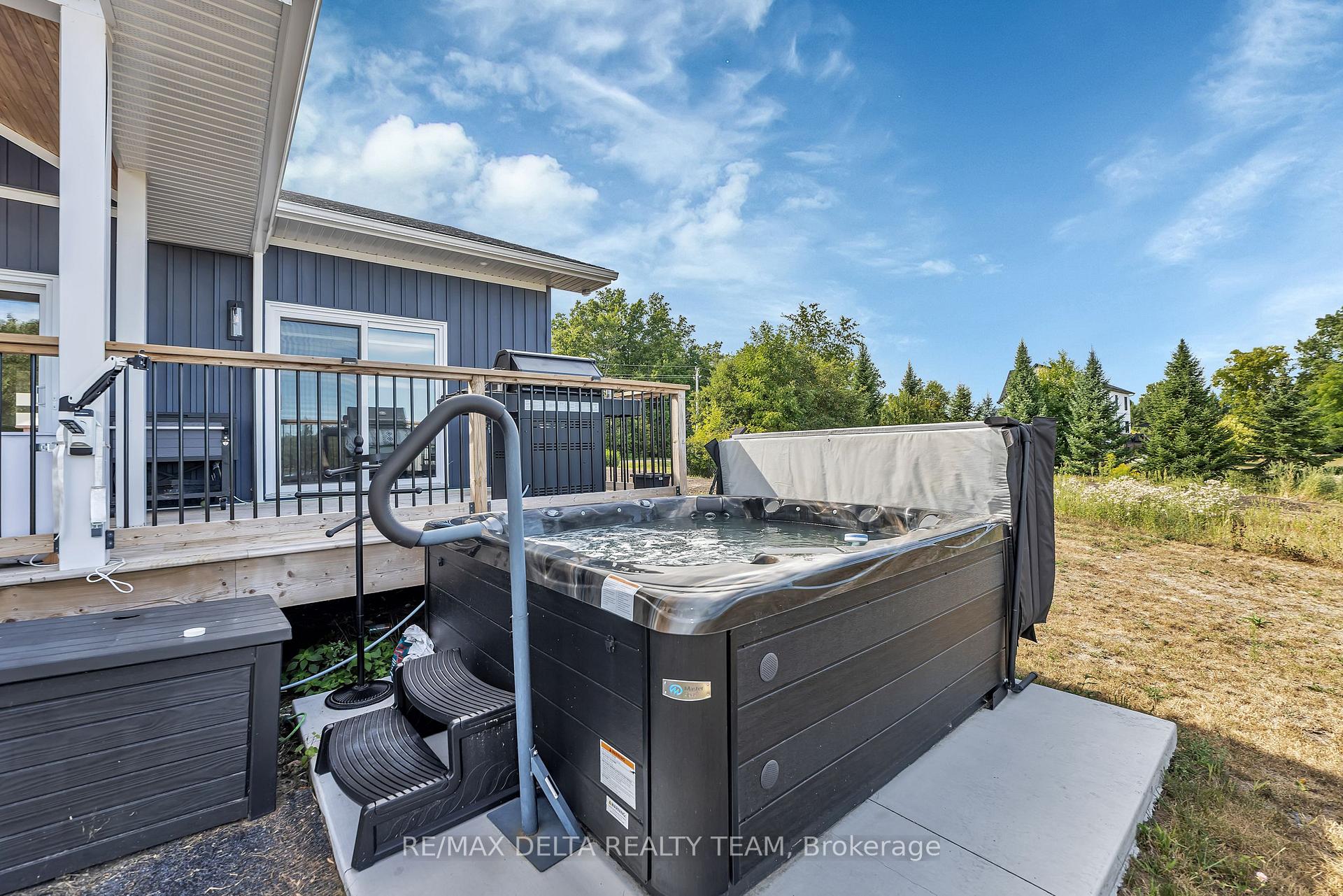 Photo 29 of 4645 Mcneely Rd, Ottawa, Sarsfield/Bearbrook — HOMEH