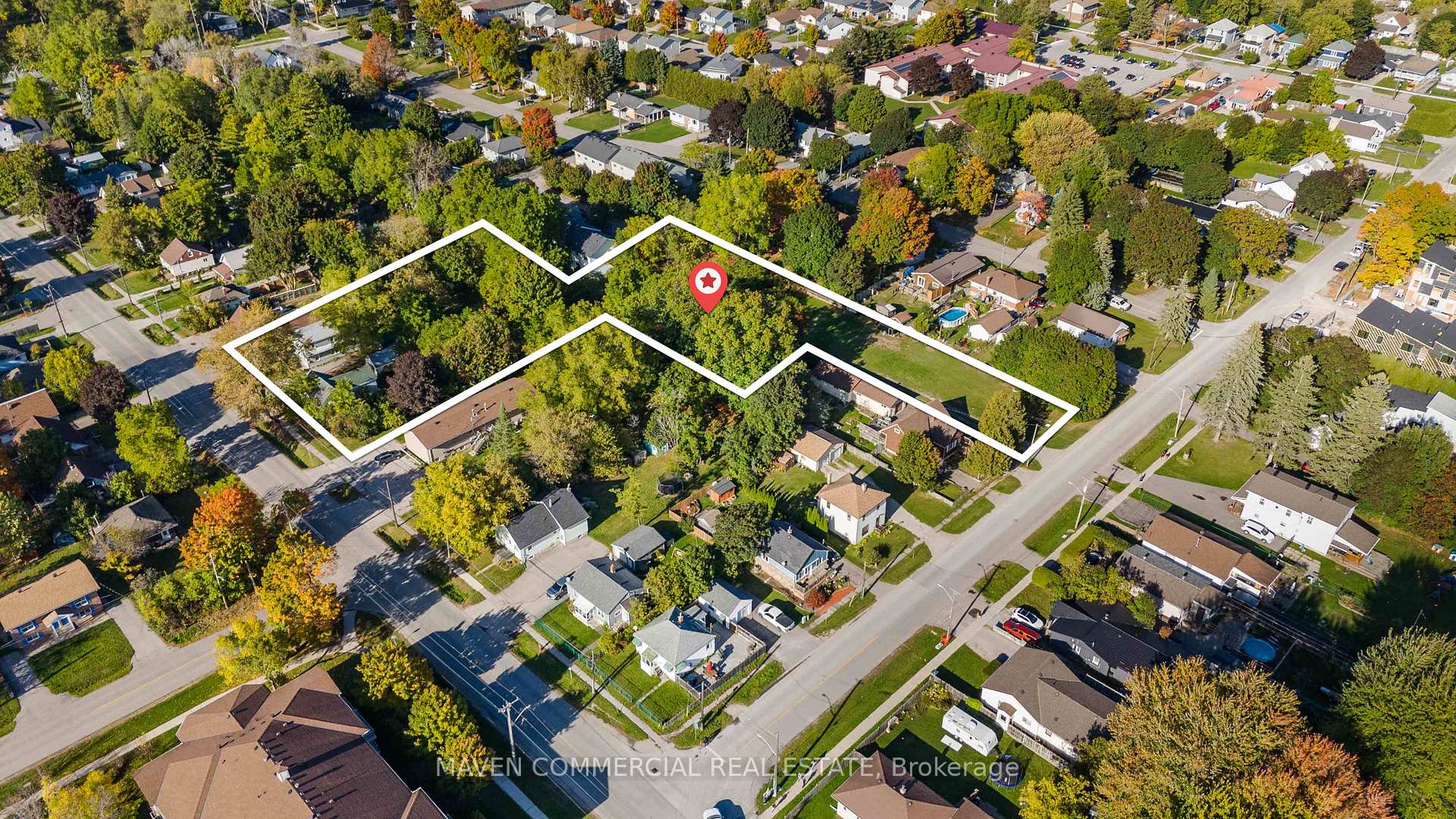 Photo 5 of 406 Gill Street, Orillia — HOMEH