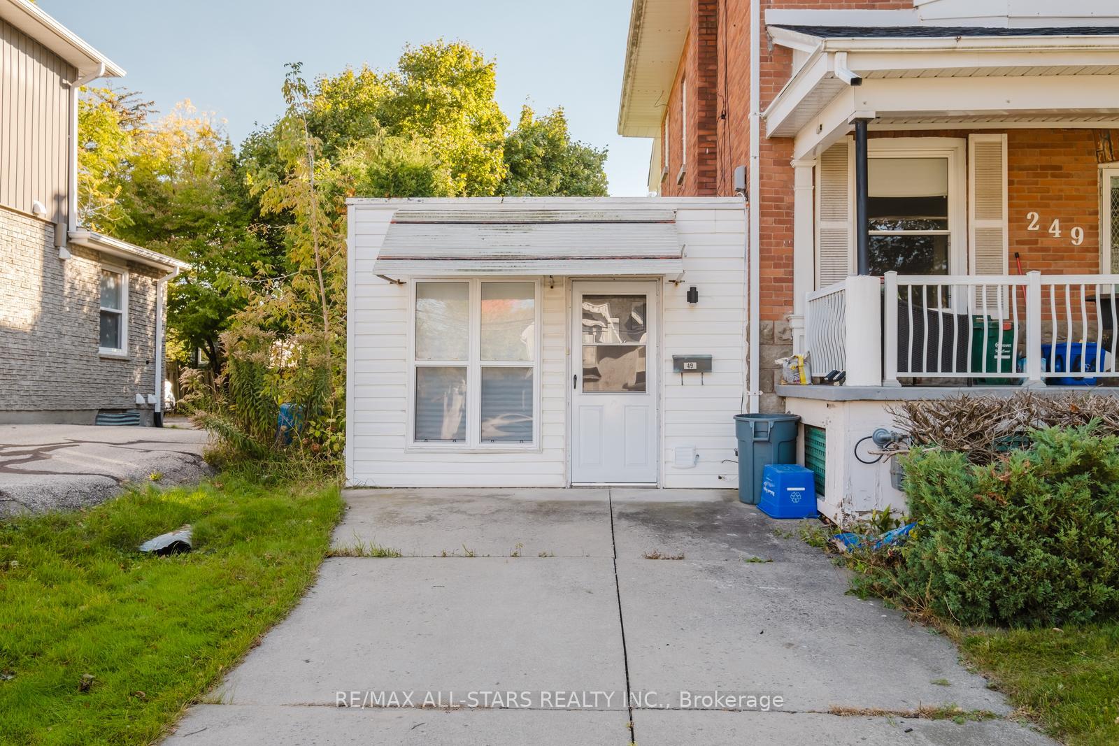 Photo 1 of Unit Unit B, 249 Main Street, Markham, Old Markham Village — HOMEH