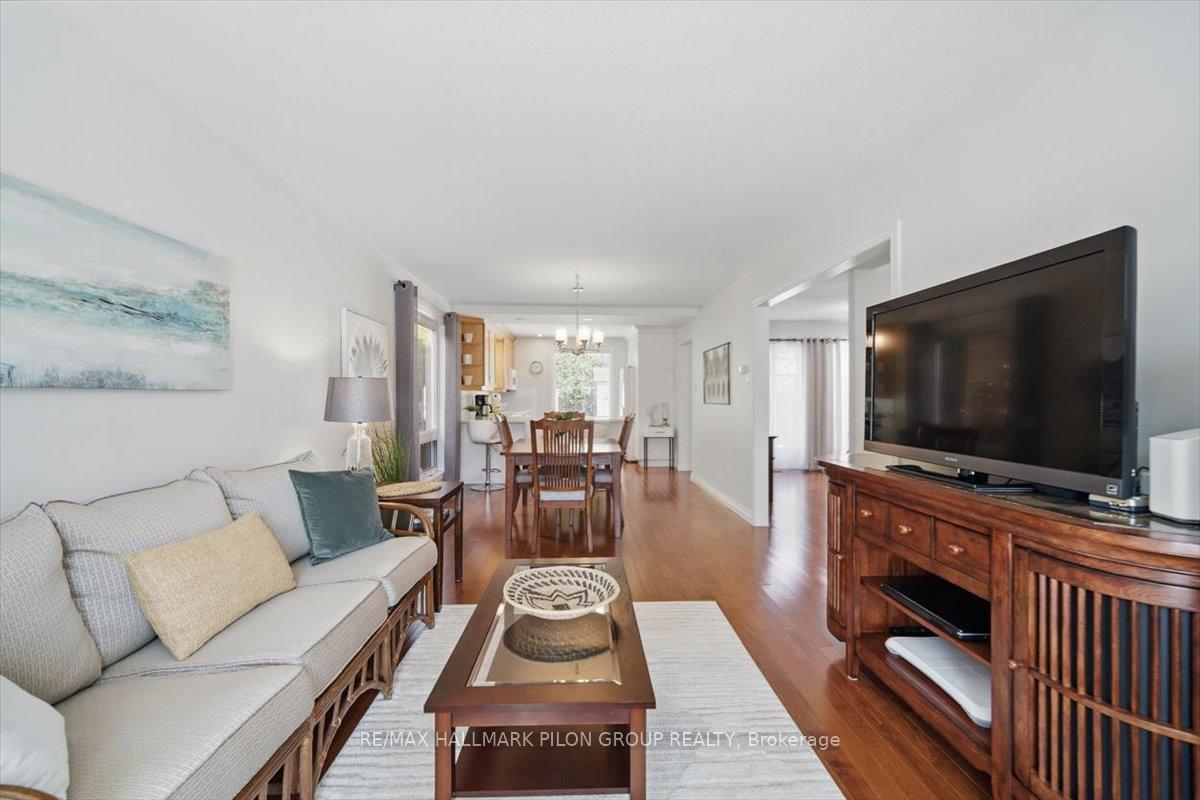 Photo 9 of 1521 Kamouraska Circle, Ottawa, Chateauneuf — HOMEH