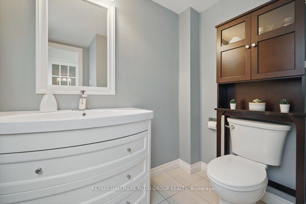 Photo 13 of 1521 Kamouraska Circle, Ottawa, Chateauneuf — HOMEH