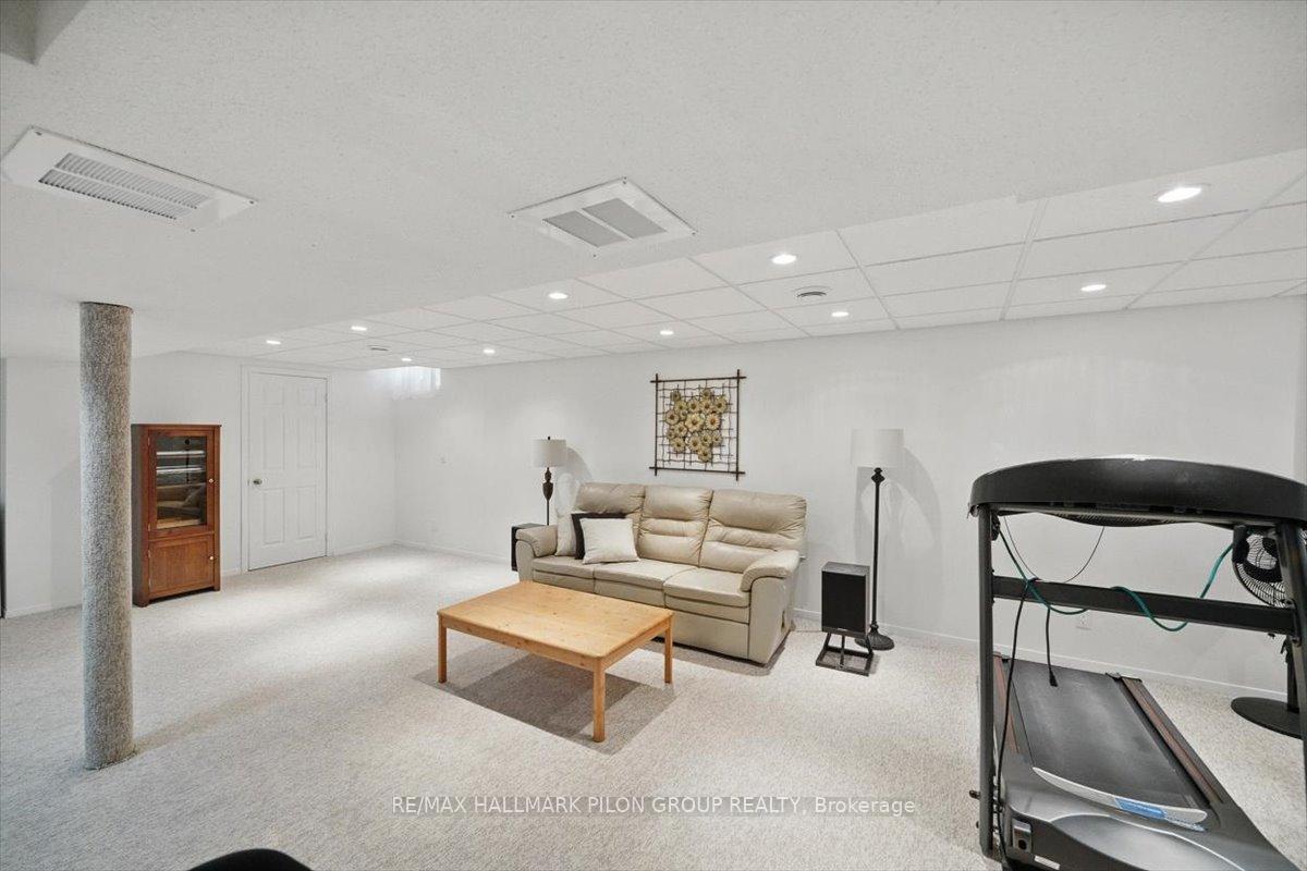 Photo 20 of 1521 Kamouraska Circle, Ottawa, Chateauneuf — HOMEH