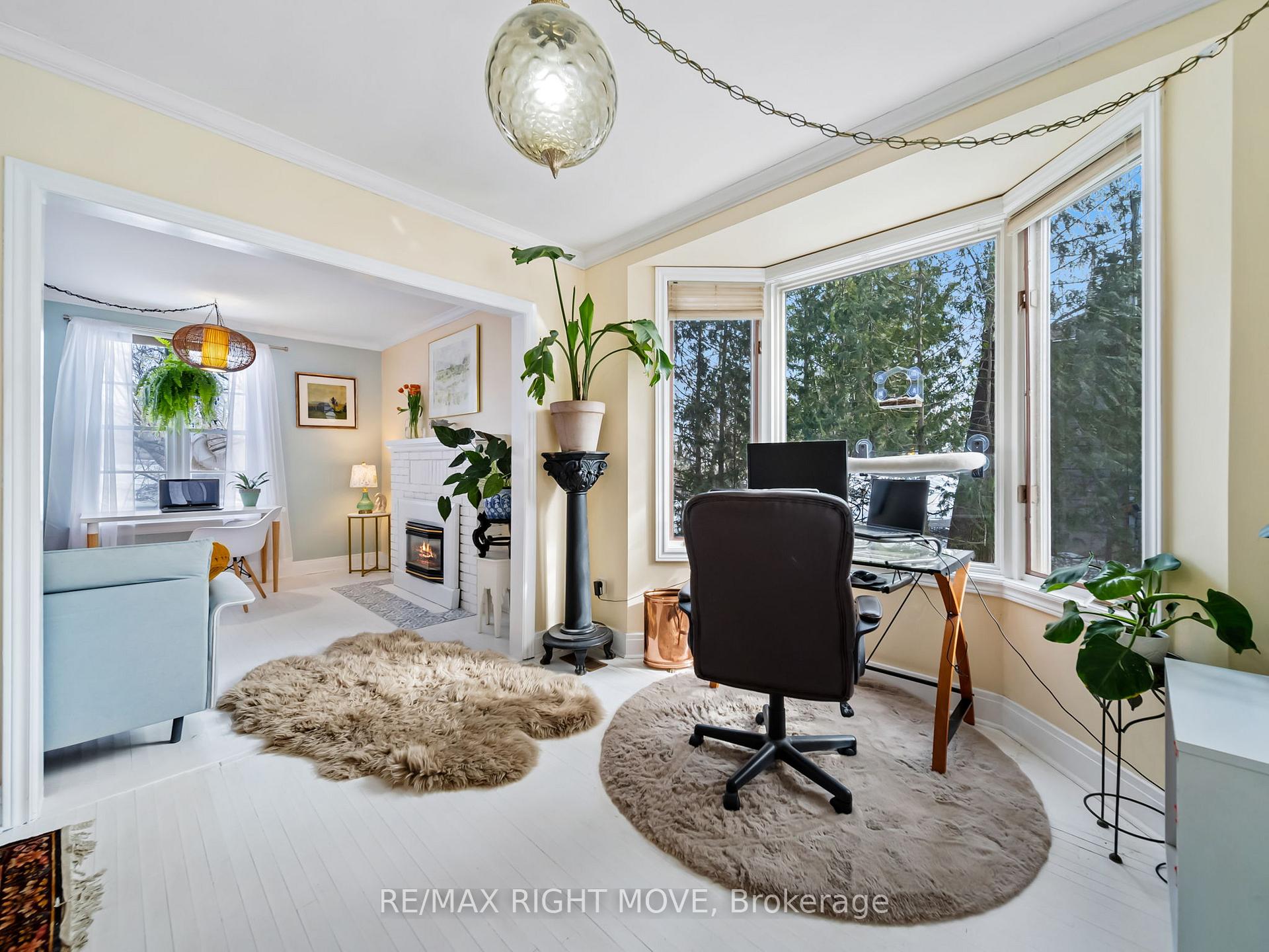 Photo 9 of 105 North Street E, Orillia — HOMEH