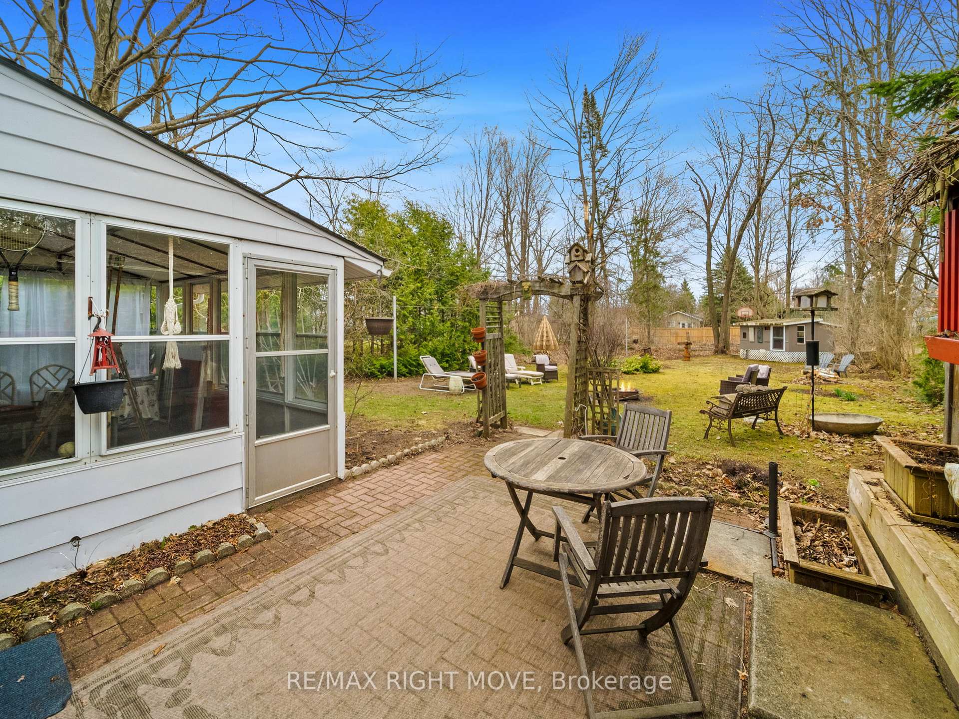 Photo 23 of 105 North Street E, Orillia — HOMEH