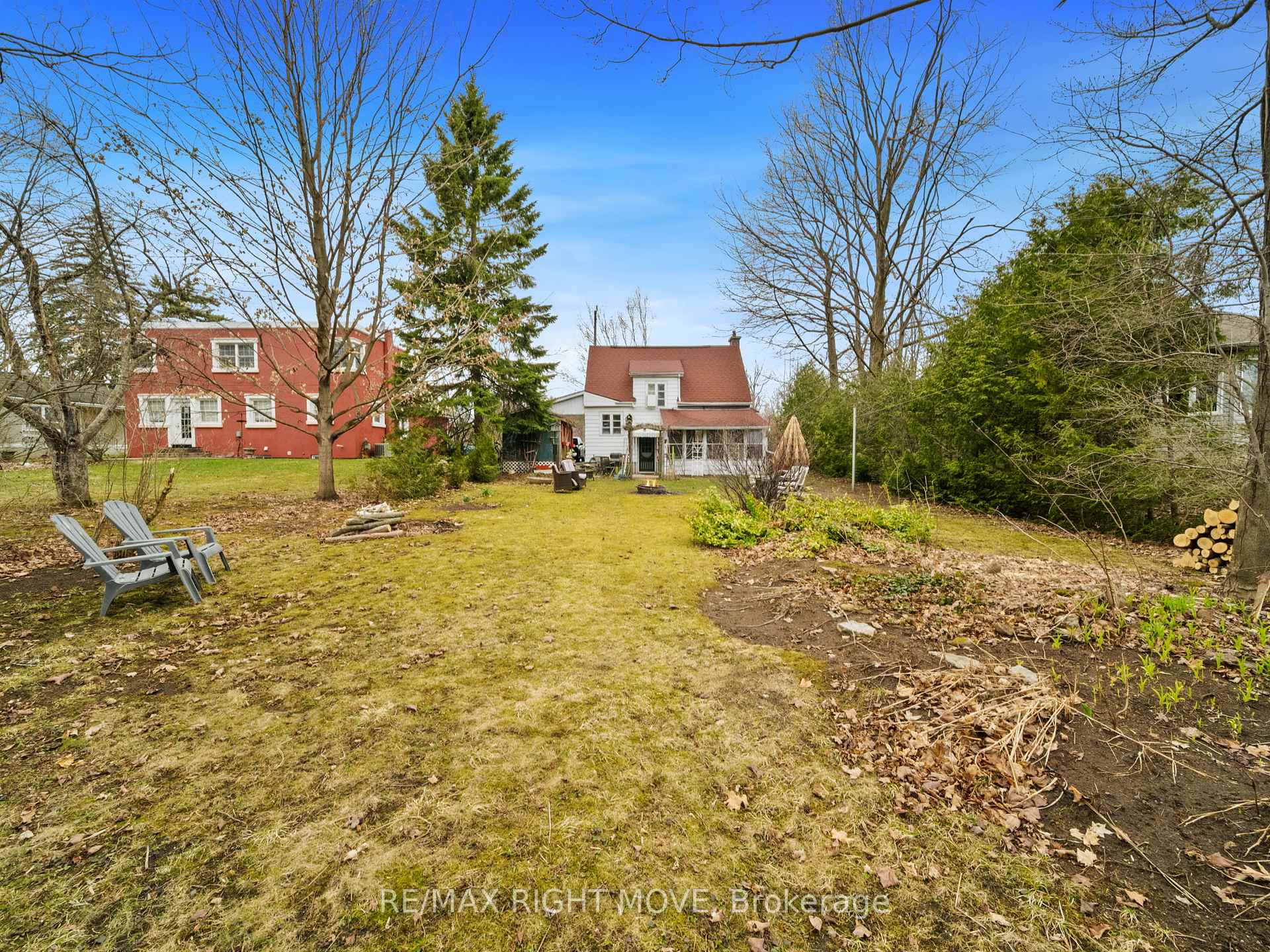 Photo 28 of 105 North Street E, Orillia — HOMEH