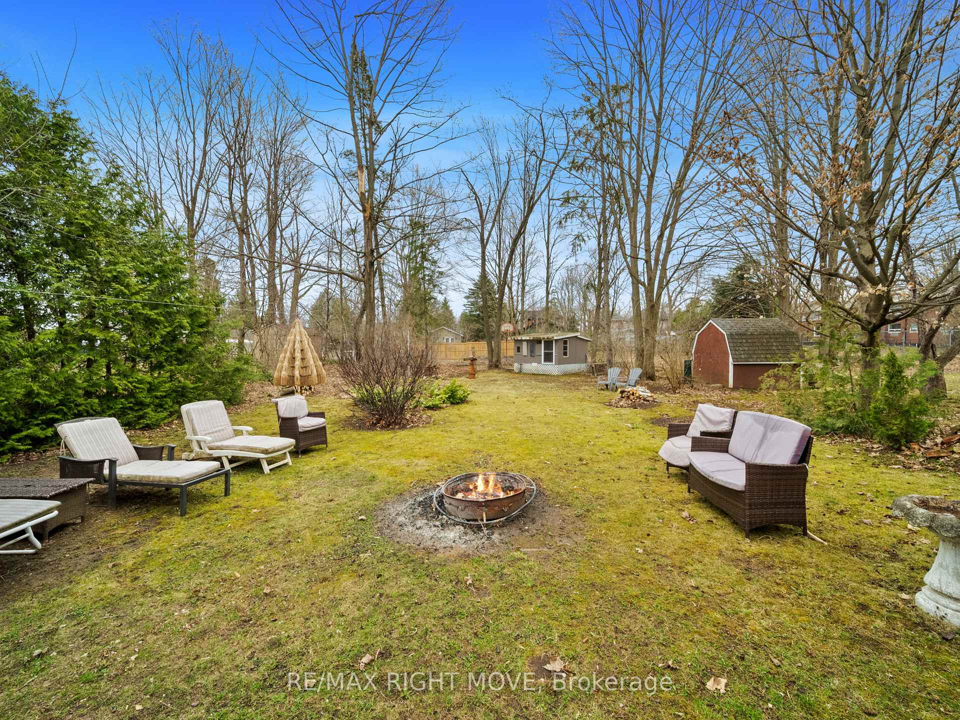 Photo 29 of 105 North Street E, Orillia — HOMEH