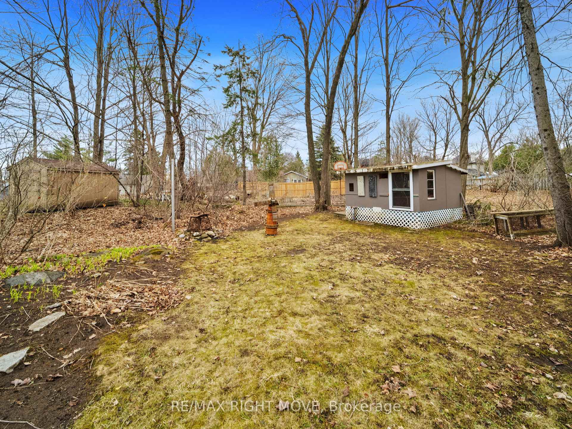 Photo 30 of 105 North Street E, Orillia — HOMEH