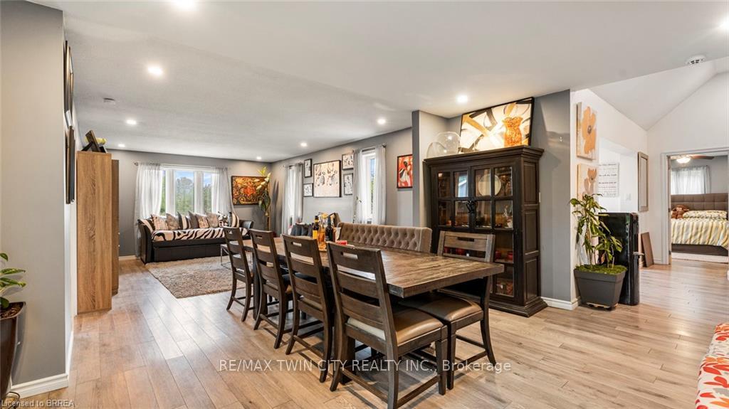 Photo 12 of 2071 Cockshutt Road, Norfolk, Townsend — HOMEH