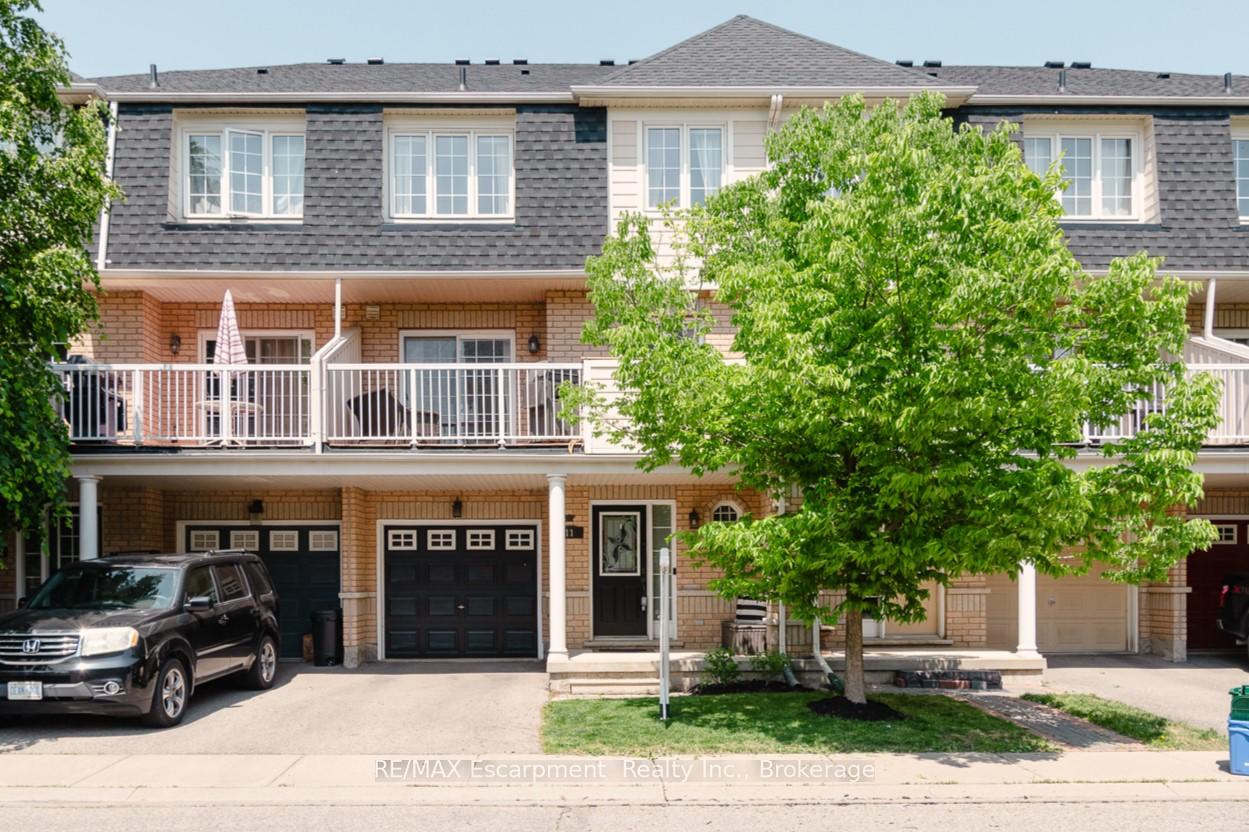 Front of Unit 11, 620 Ferguson Drive