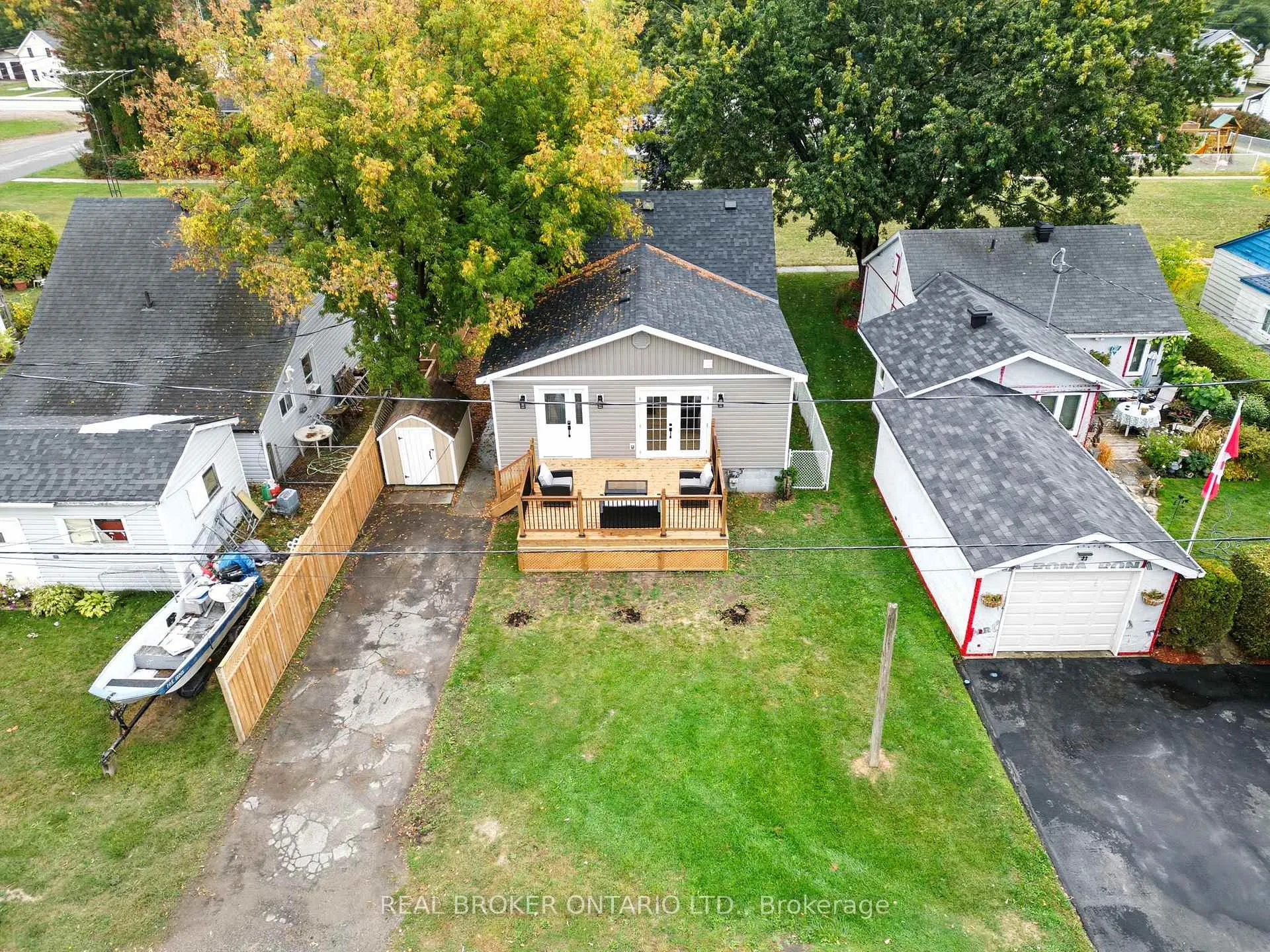 Photo 9 of 25 Roosevelt Drive, Smiths Falls — HOMEH