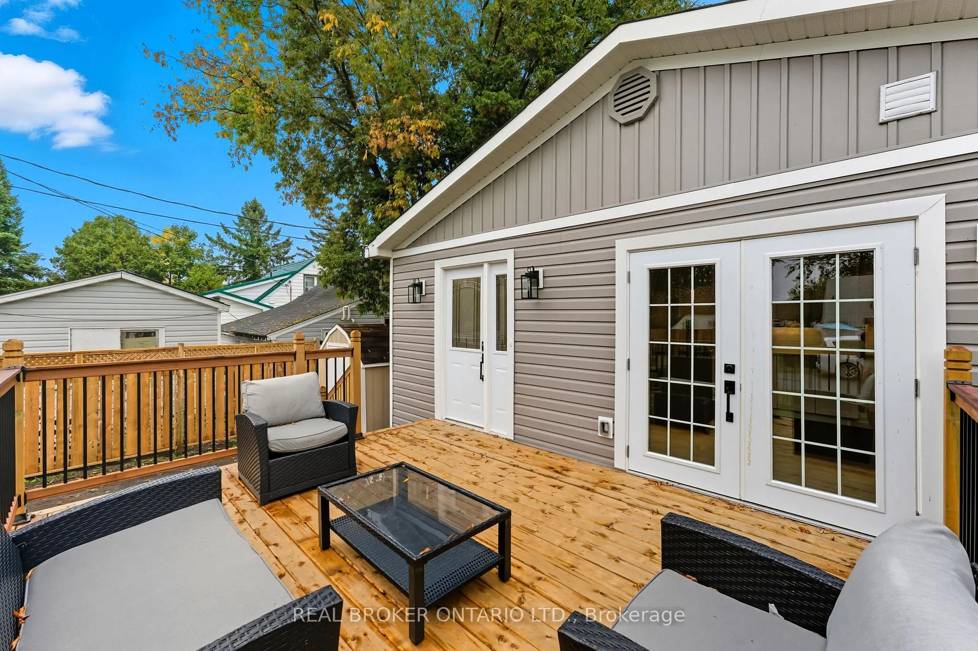 Photo 10 of 25 Roosevelt Drive, Smiths Falls — HOMEH